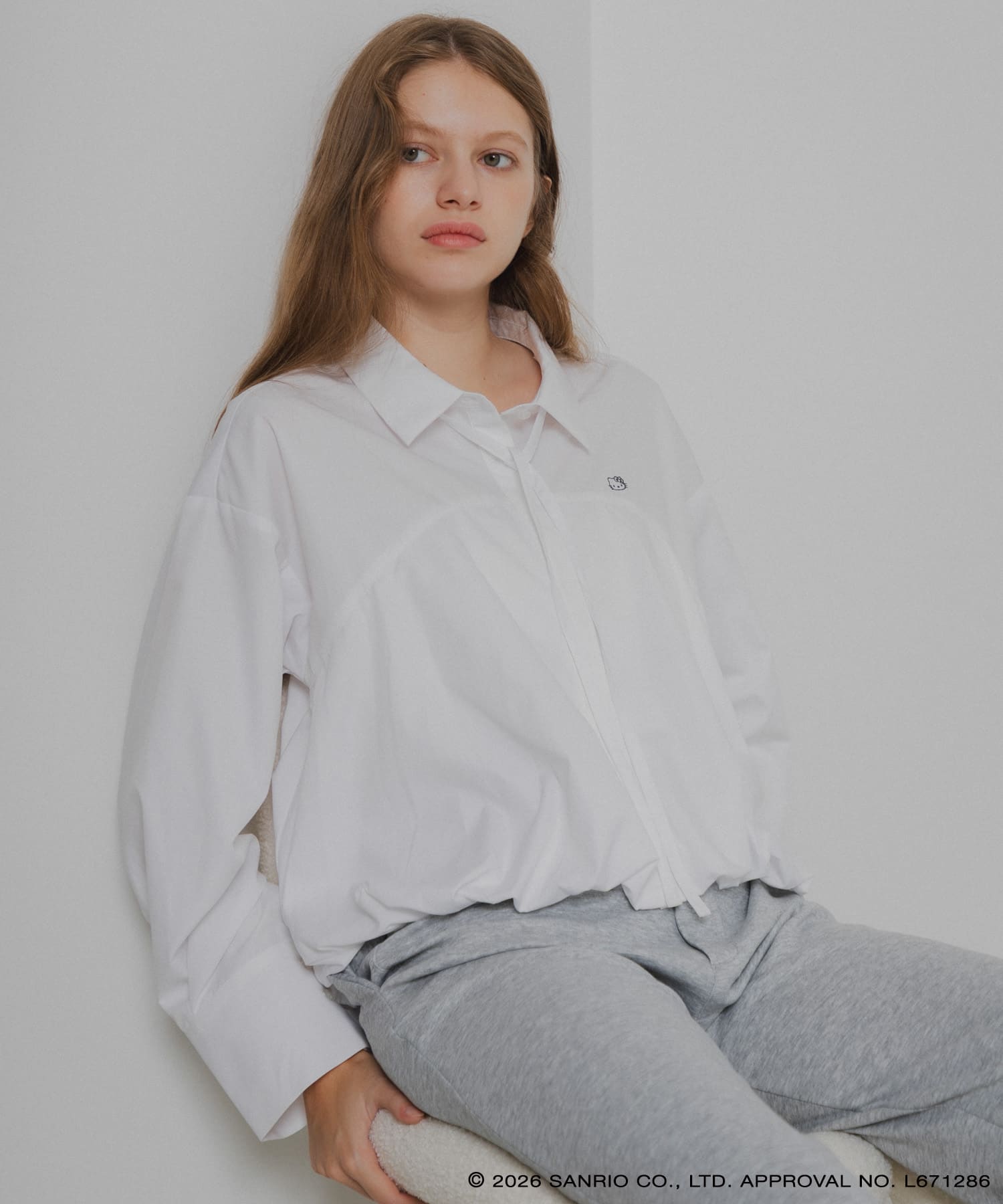 OFF WHITE