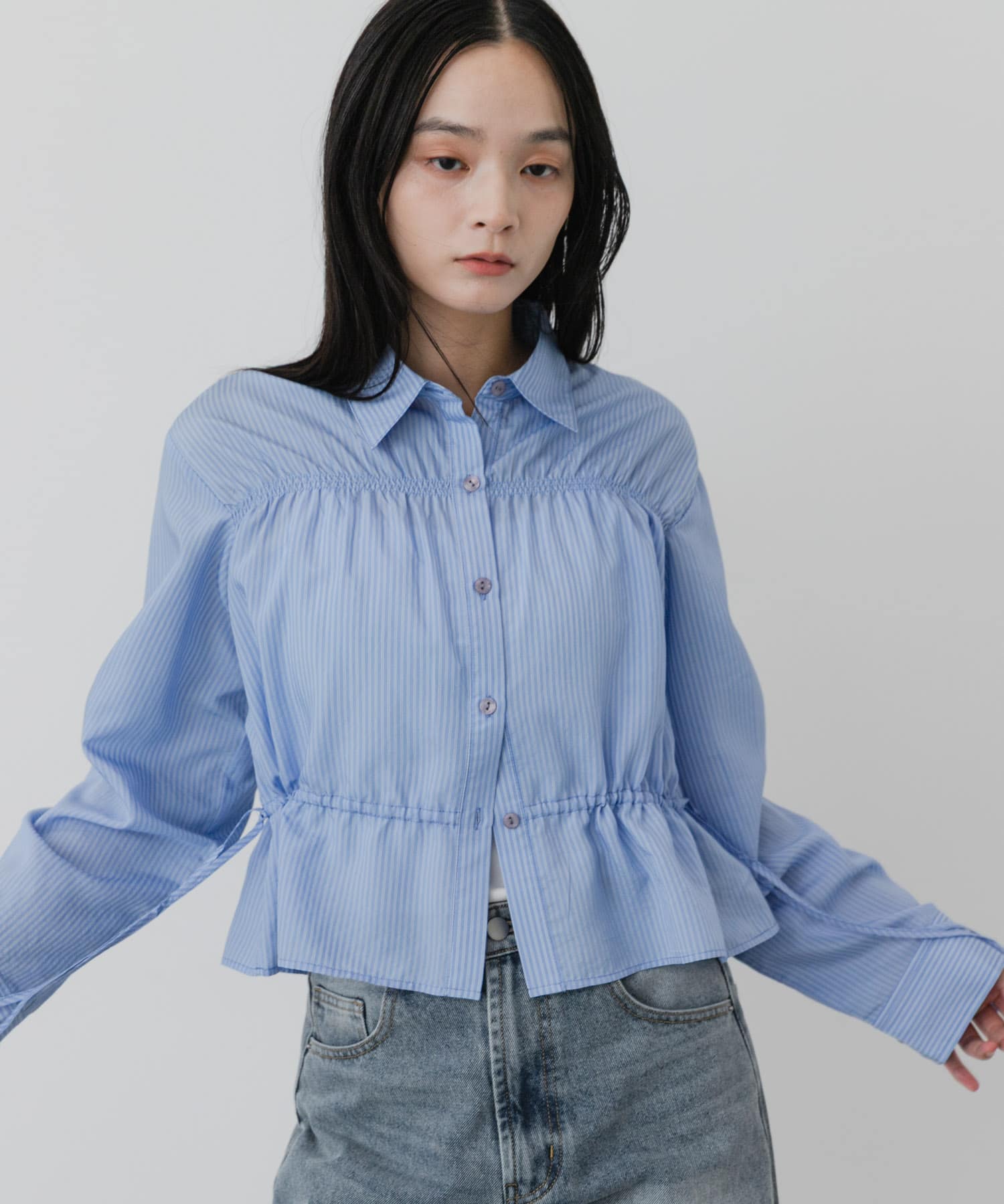 BLU×WHT
