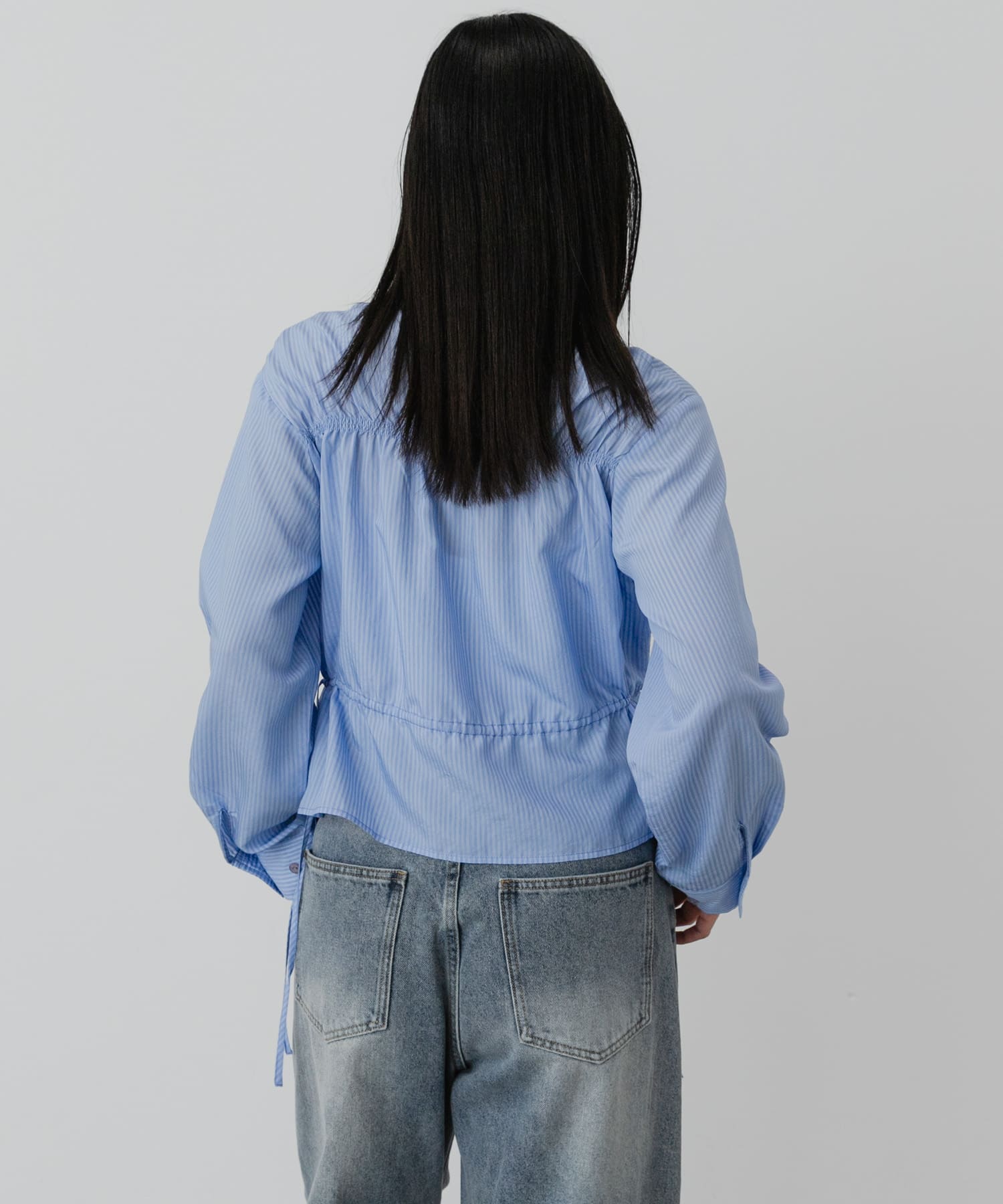 BLU×WHT
