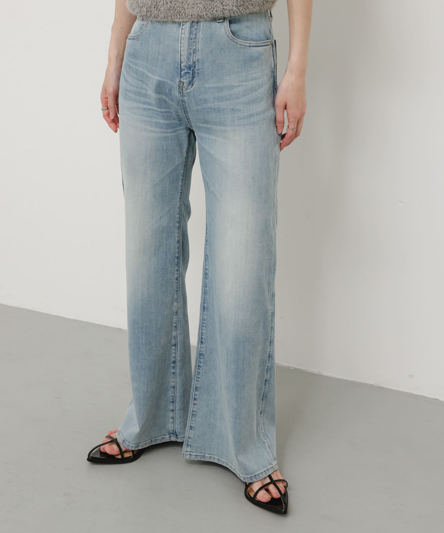L.INDIGO