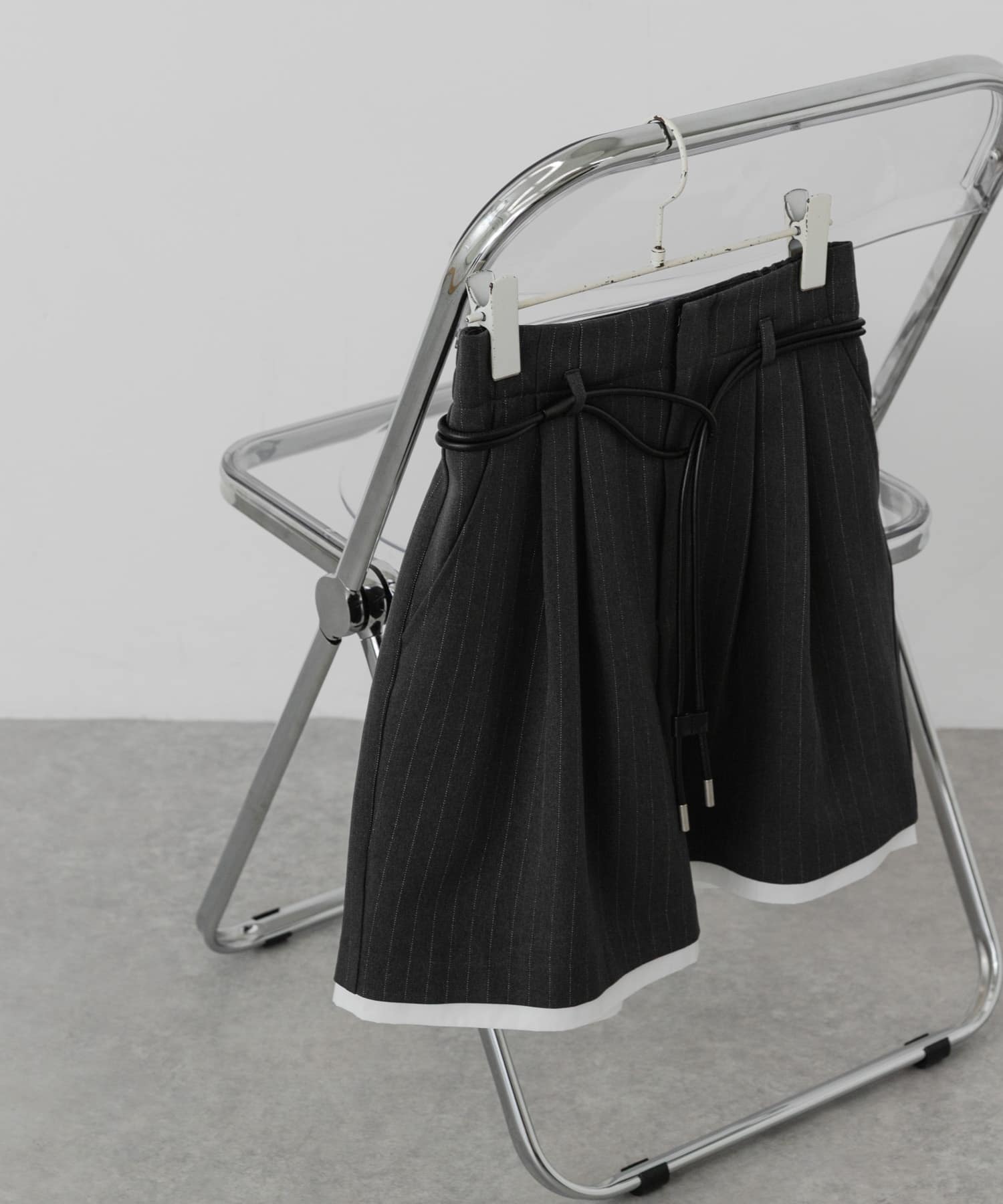 『イージーケア』レイヤードヘムショートパンツ GRY×WHT S