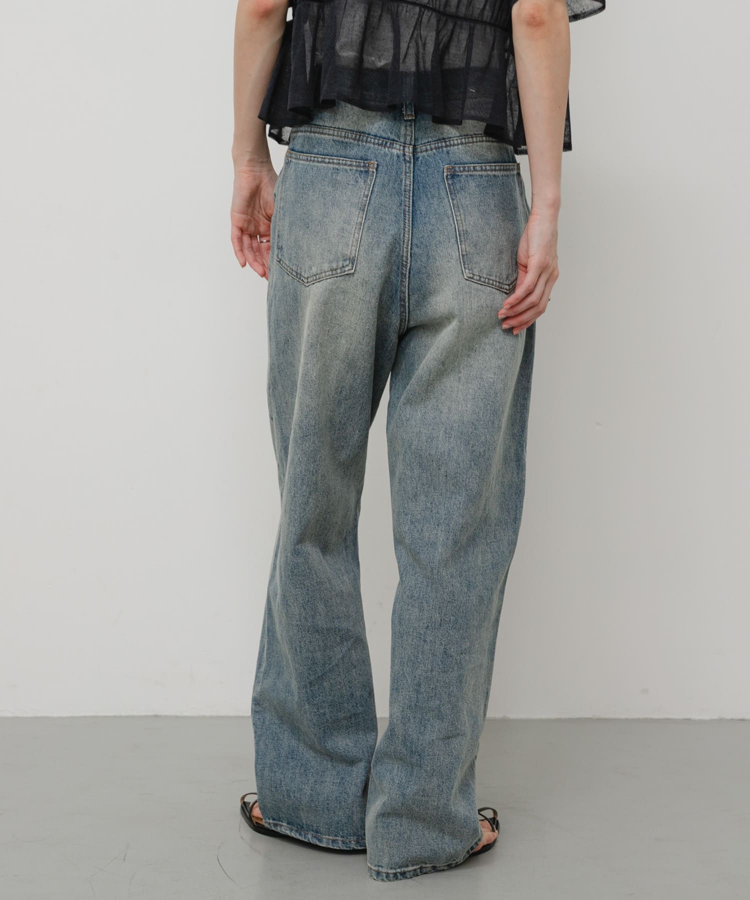 L.INDIGO