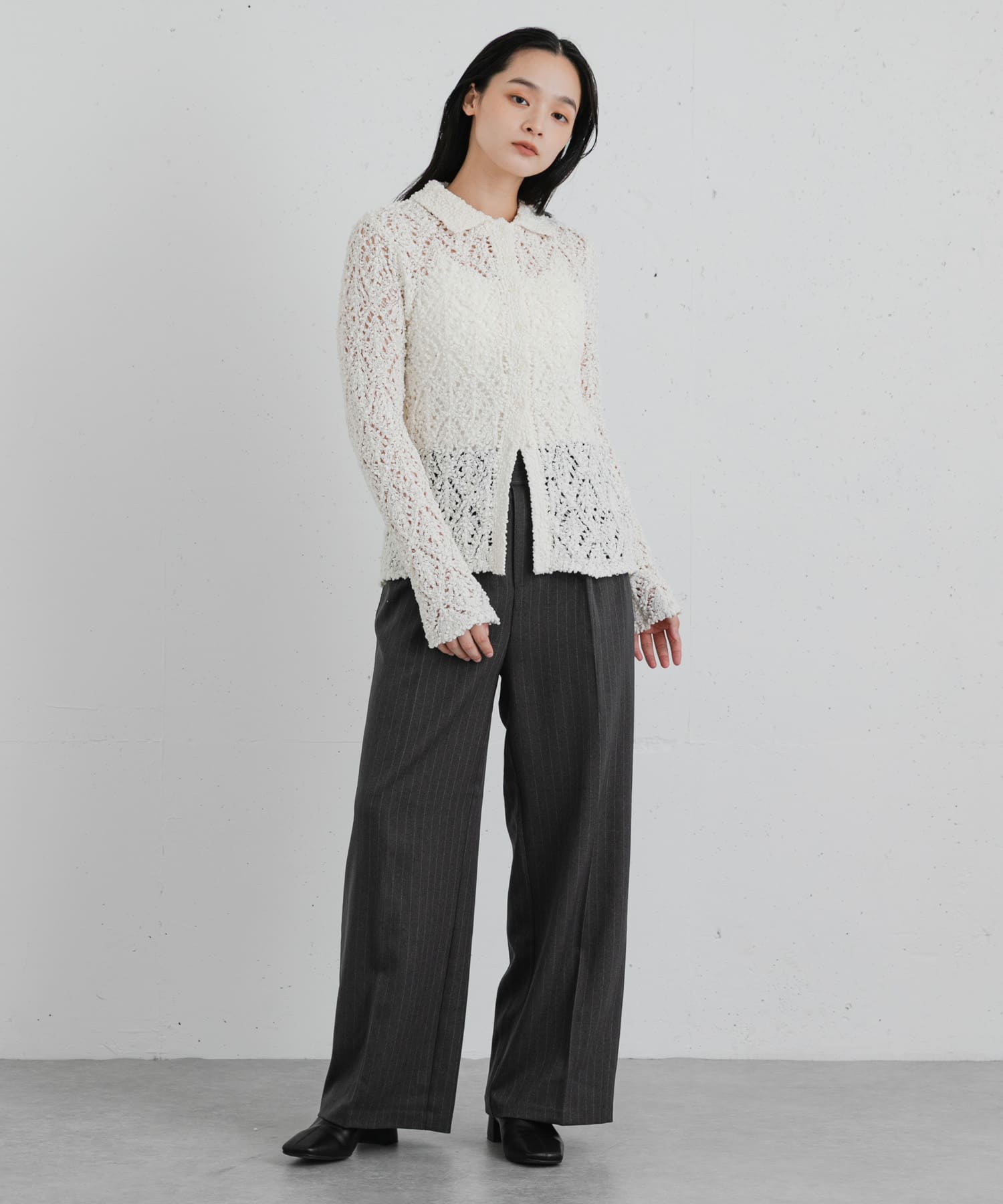 GRY×WHT