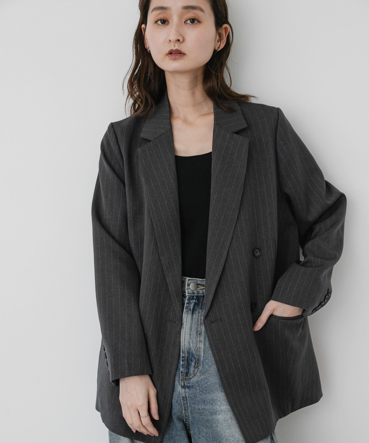 GRY×WHT