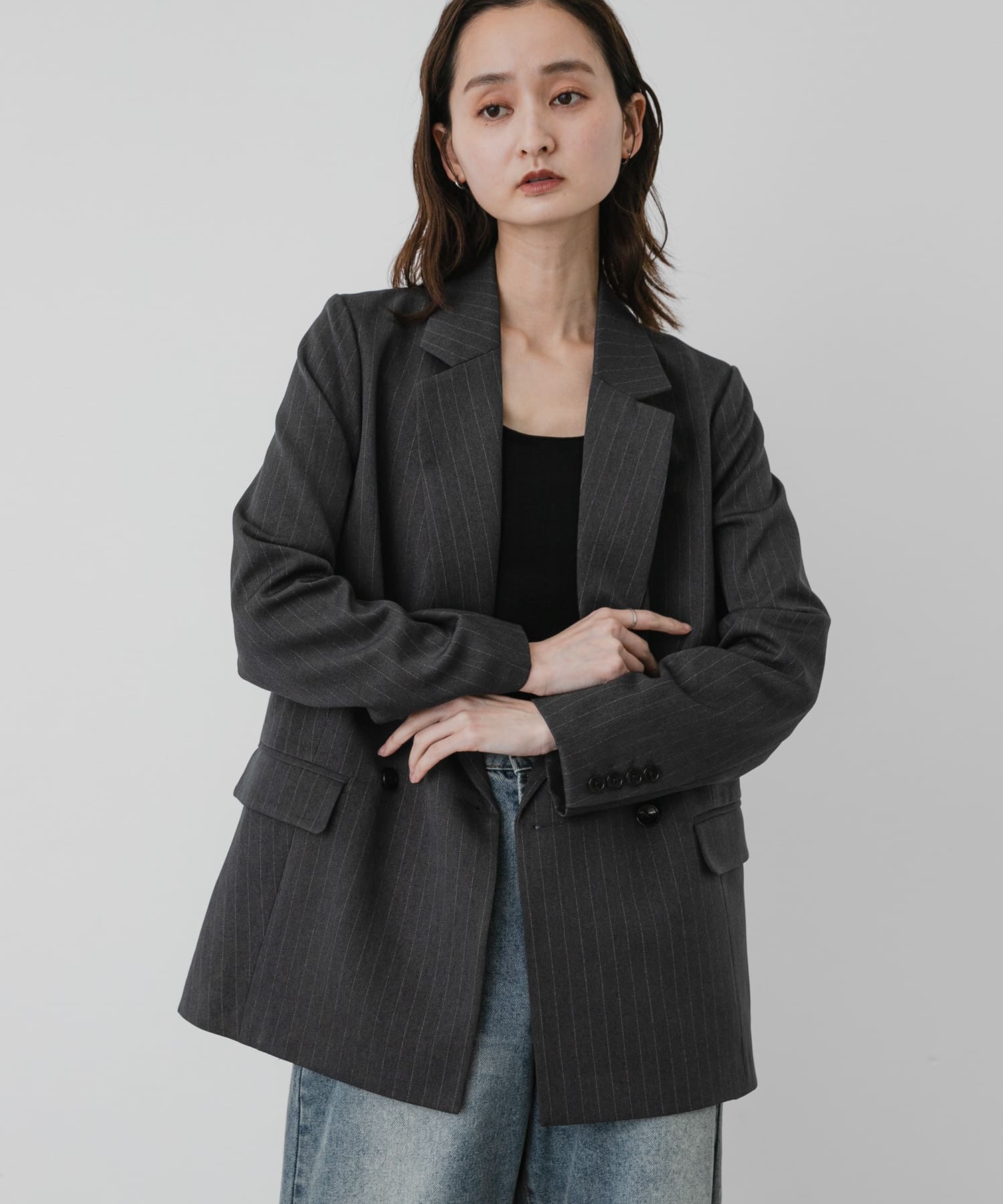 GRY×WHT