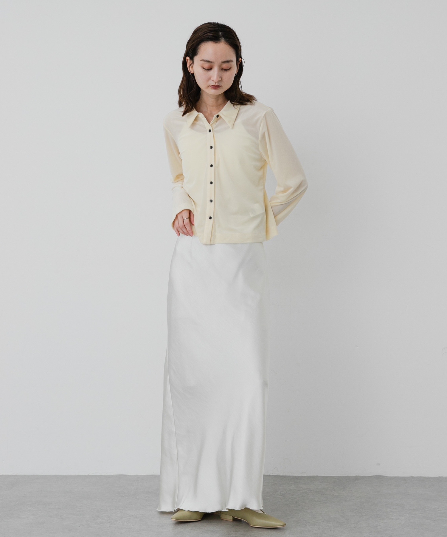 Y.BEIGE