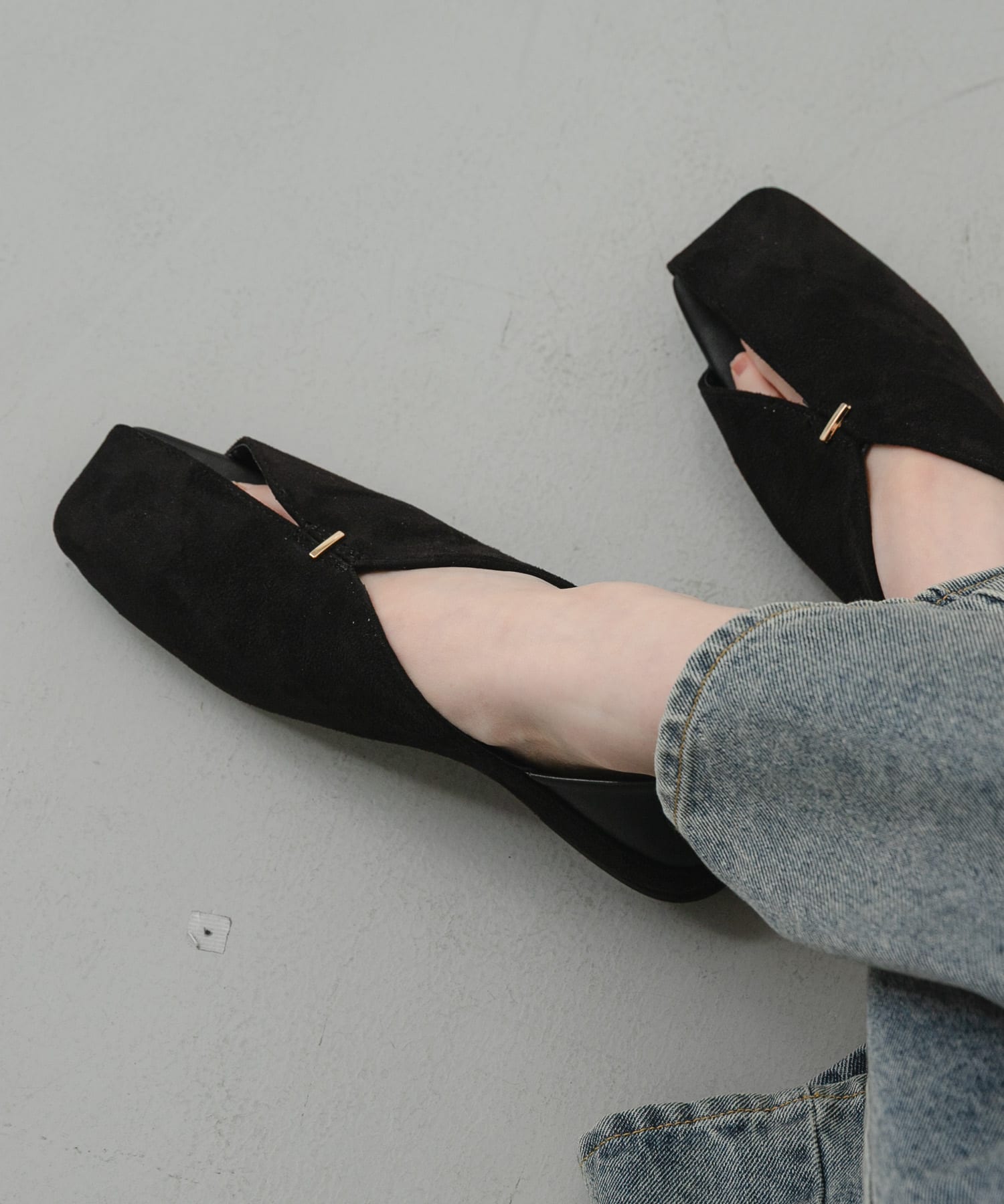 Vカットアシンメトリーパンプス BLACK S