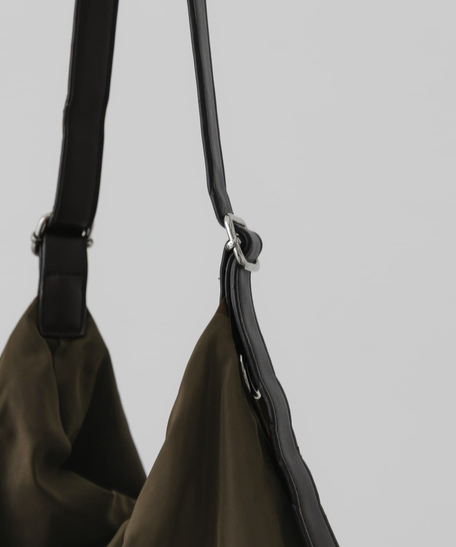 ビッグショルダーバッグ BROWN One