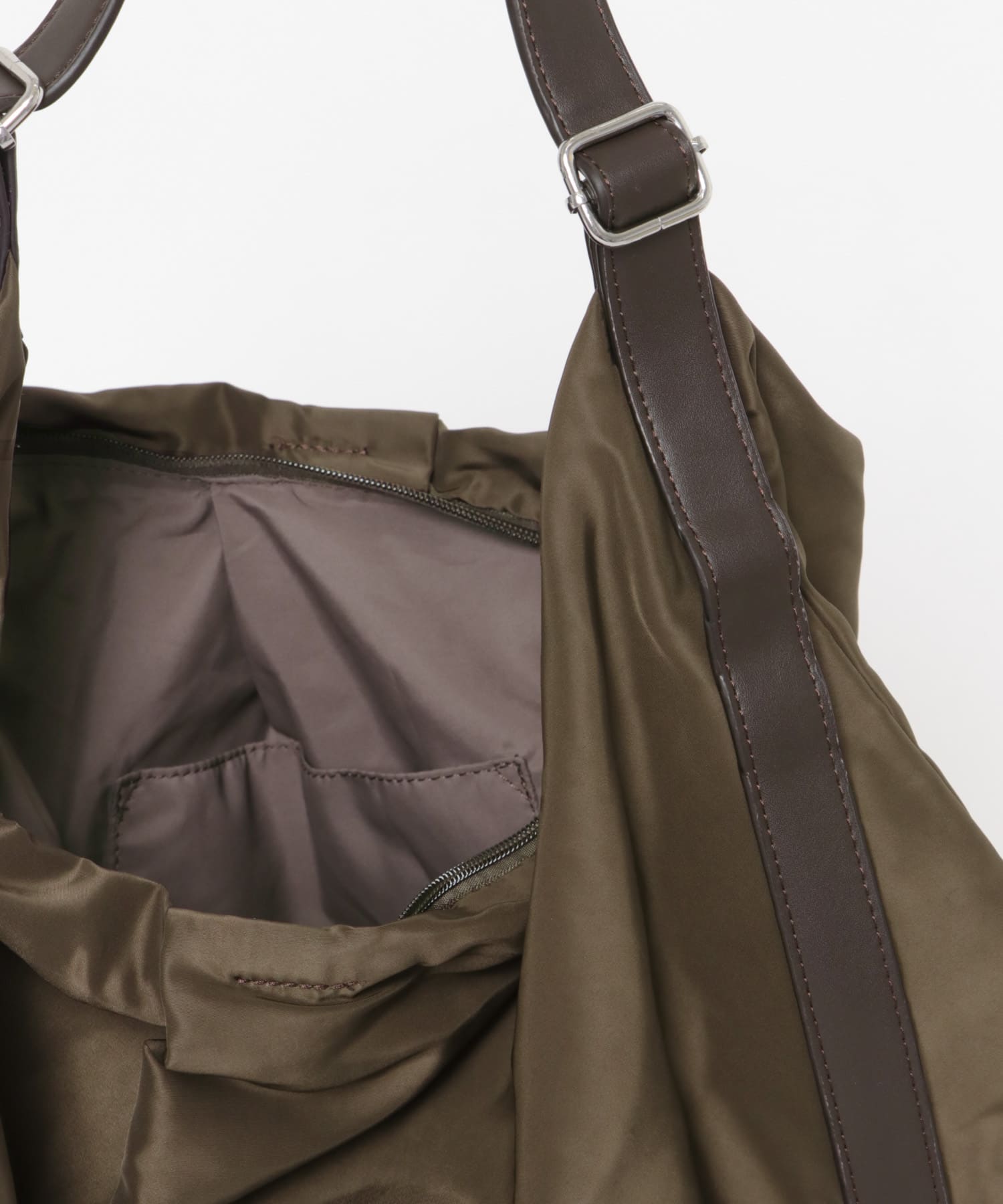 ビッグショルダーバッグ BROWN One