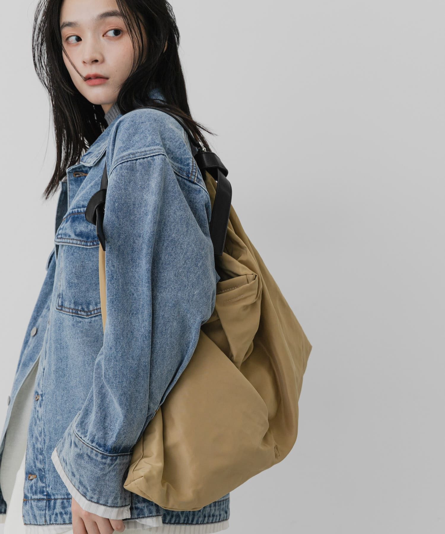 ビッグショルダーバッグ BEIGE One