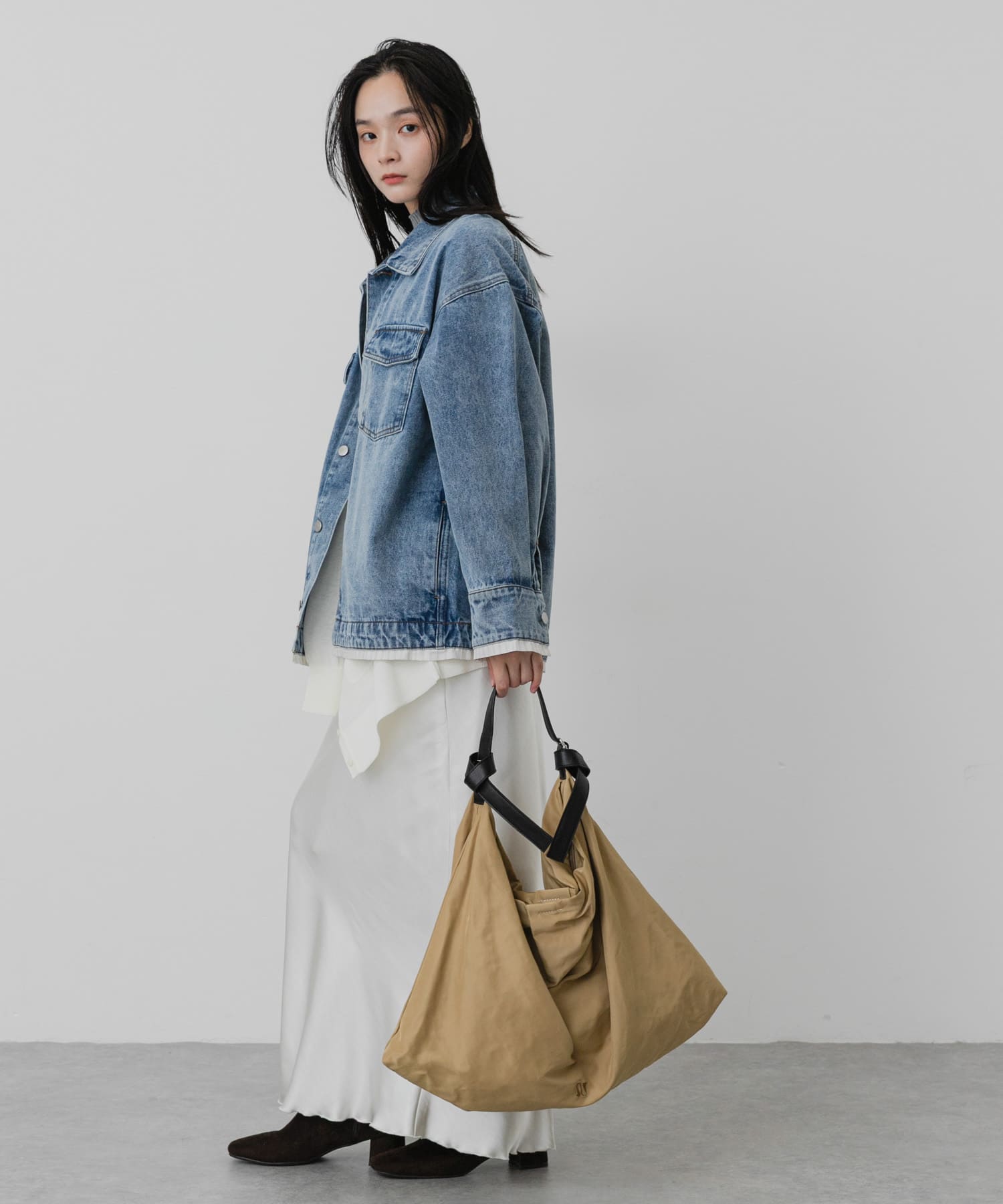 ビッグショルダーバッグ BEIGE One