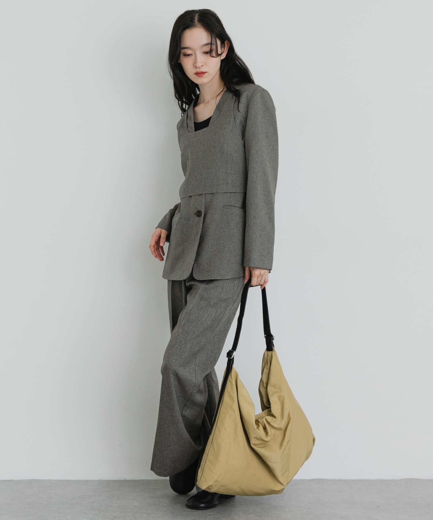 ビッグショルダーバッグ BEIGE One