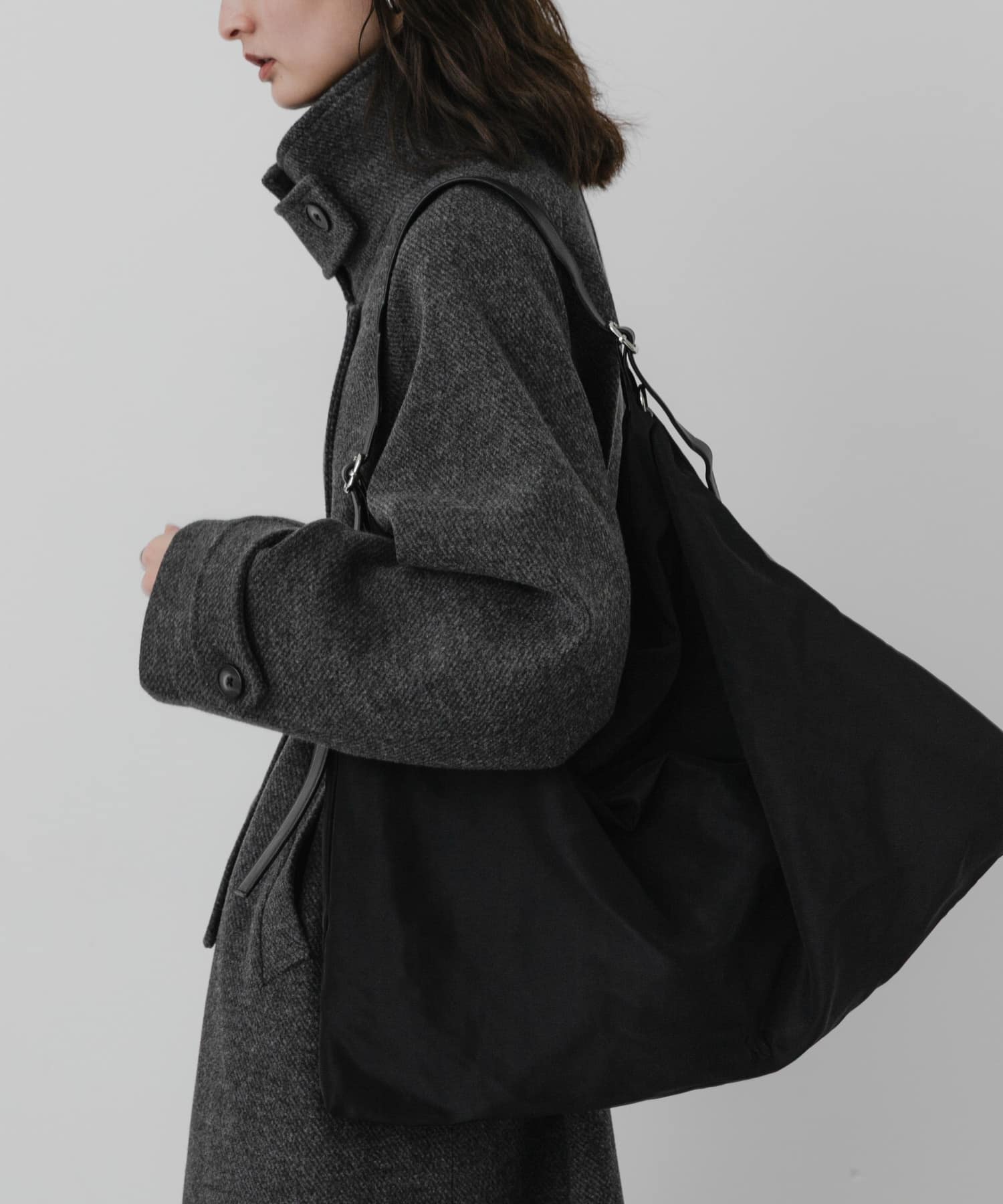 ビッグショルダーバッグ BLACK One