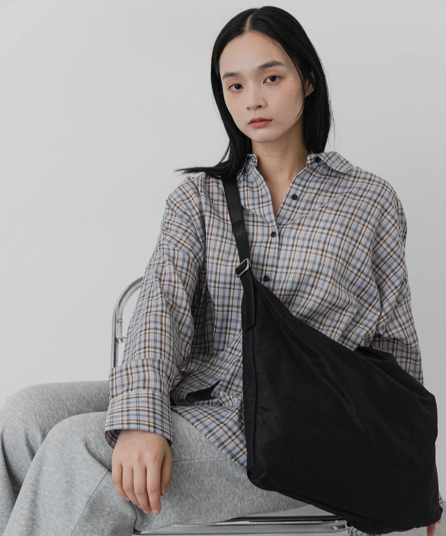 ビッグショルダーバッグ BLACK One