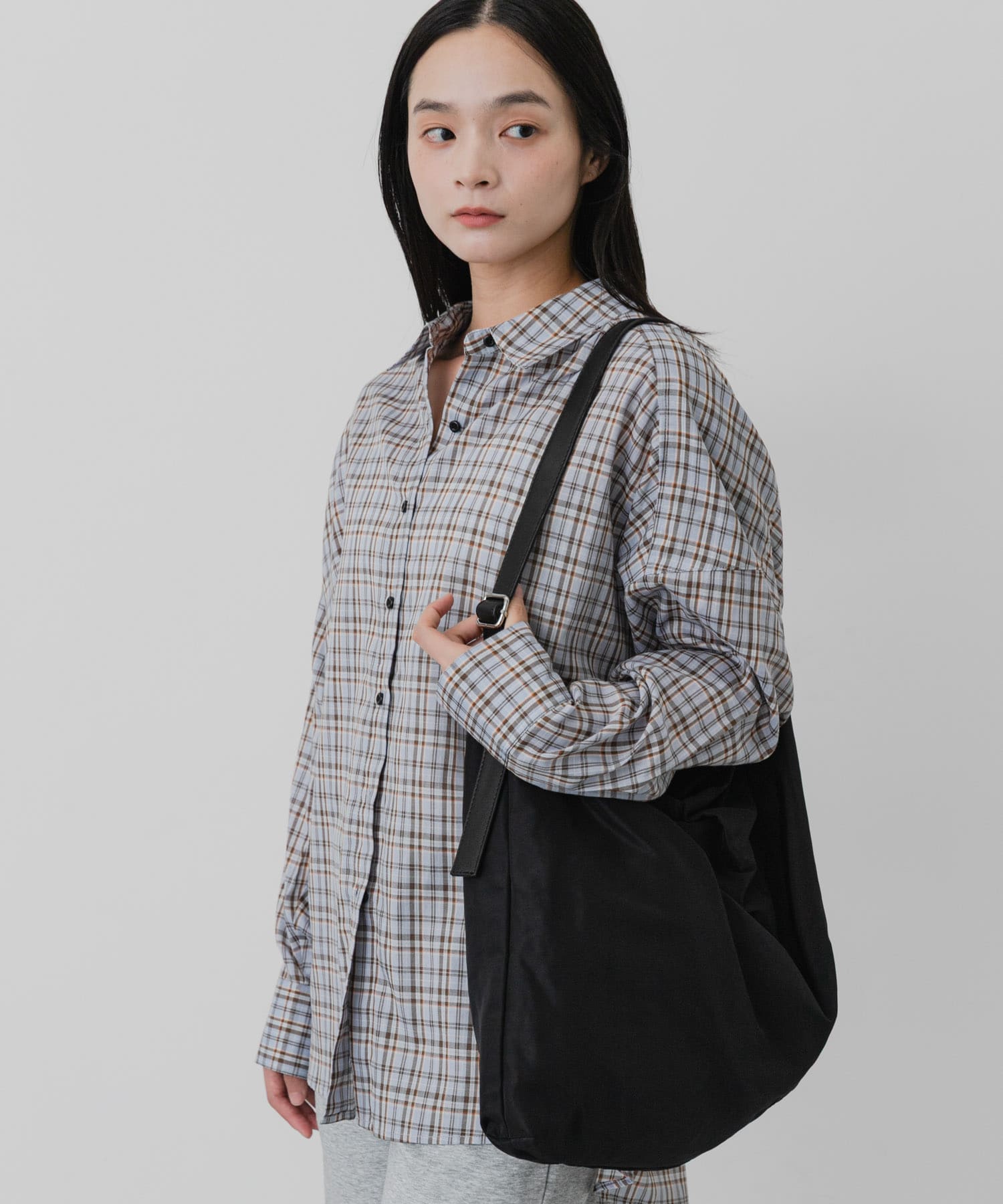 ビッグショルダーバッグ BLACK One