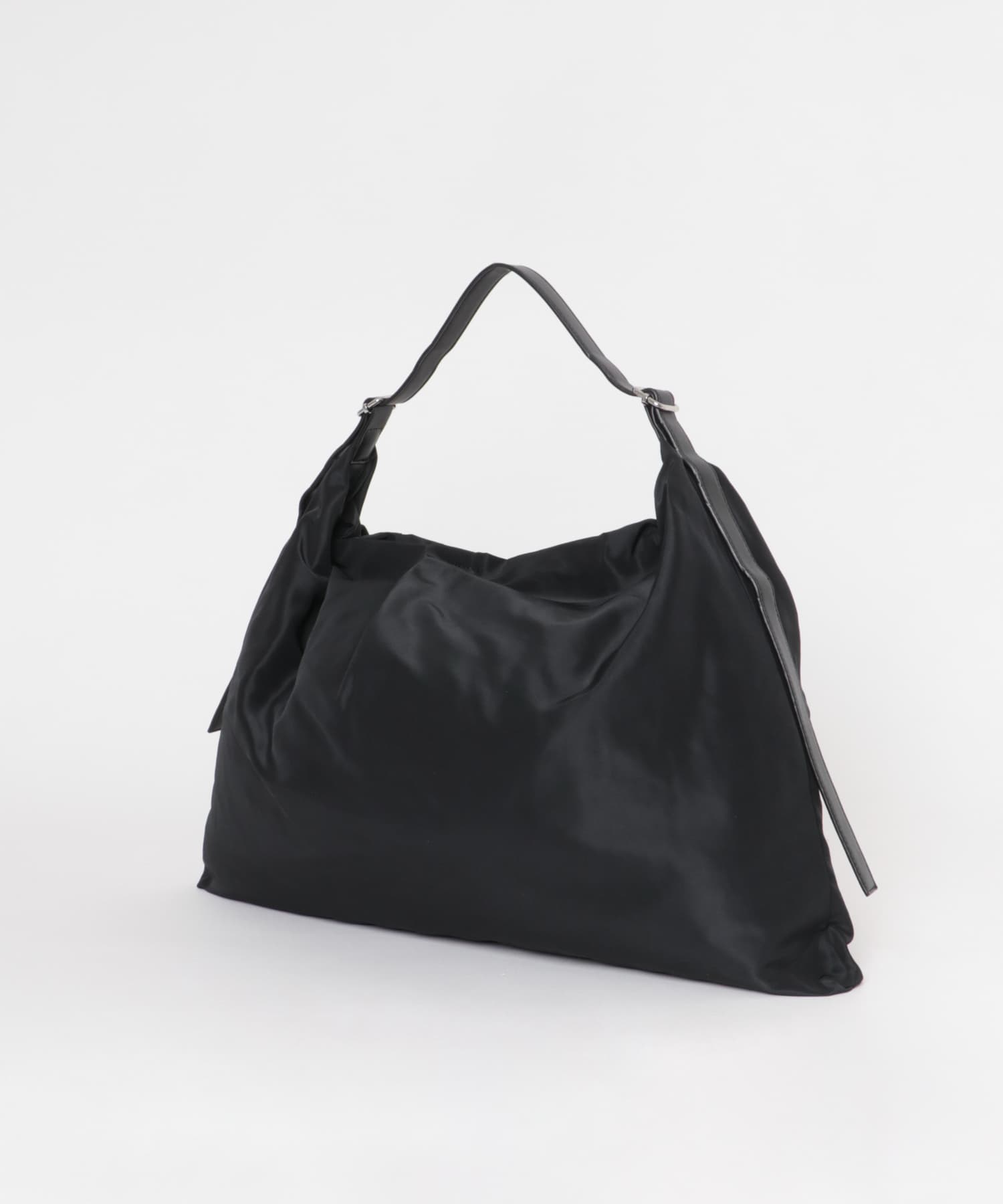 ビッグショルダーバッグ BLACK One