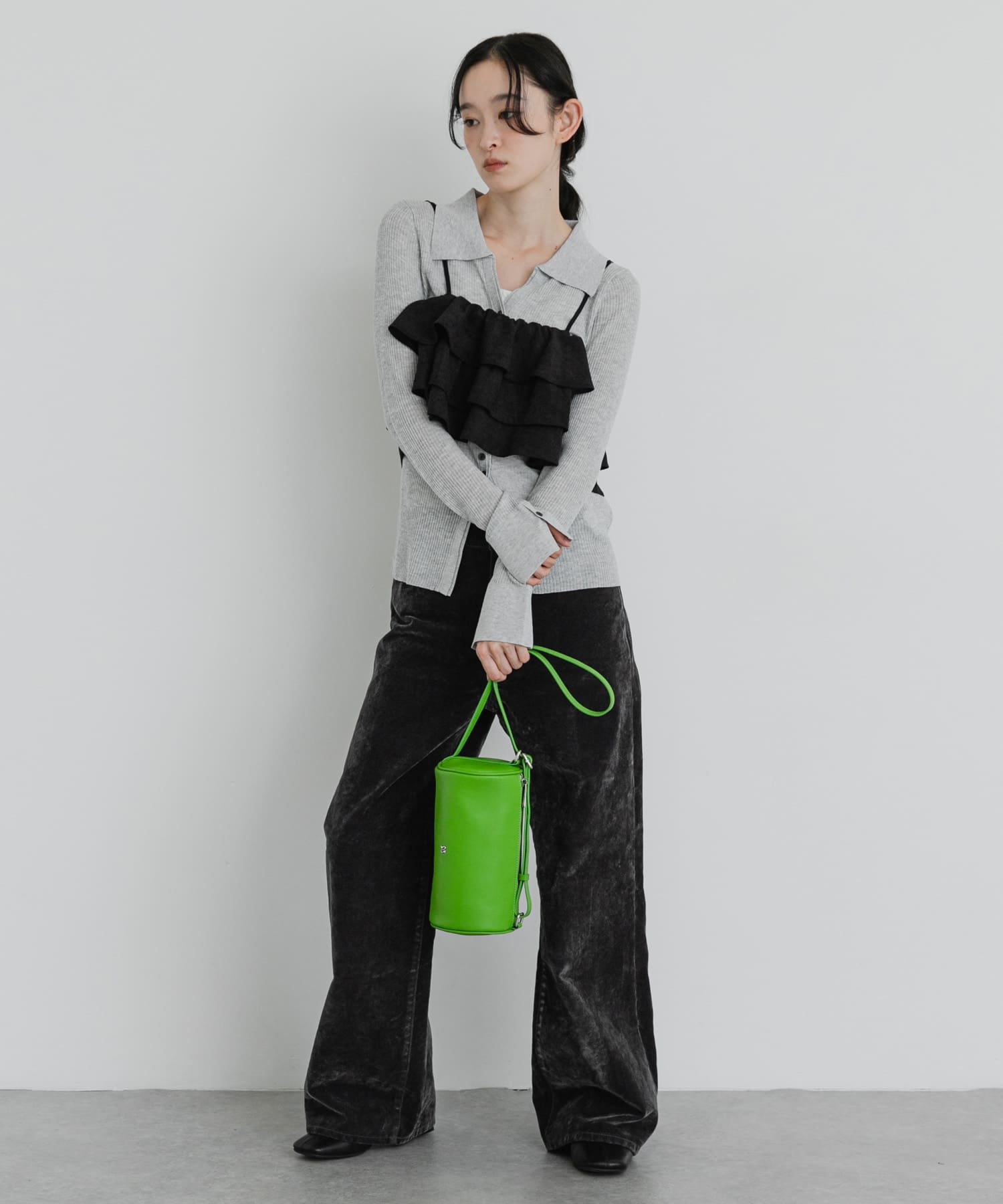 GREEN