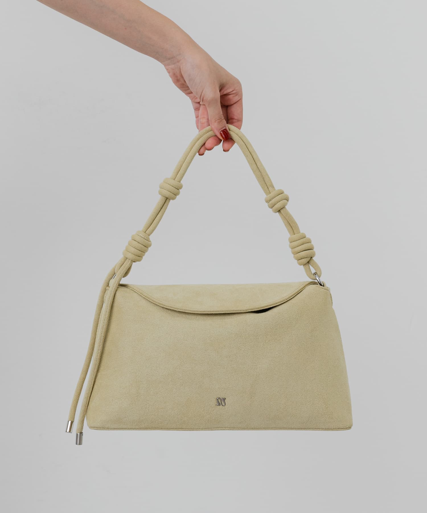 Y.BEIGE