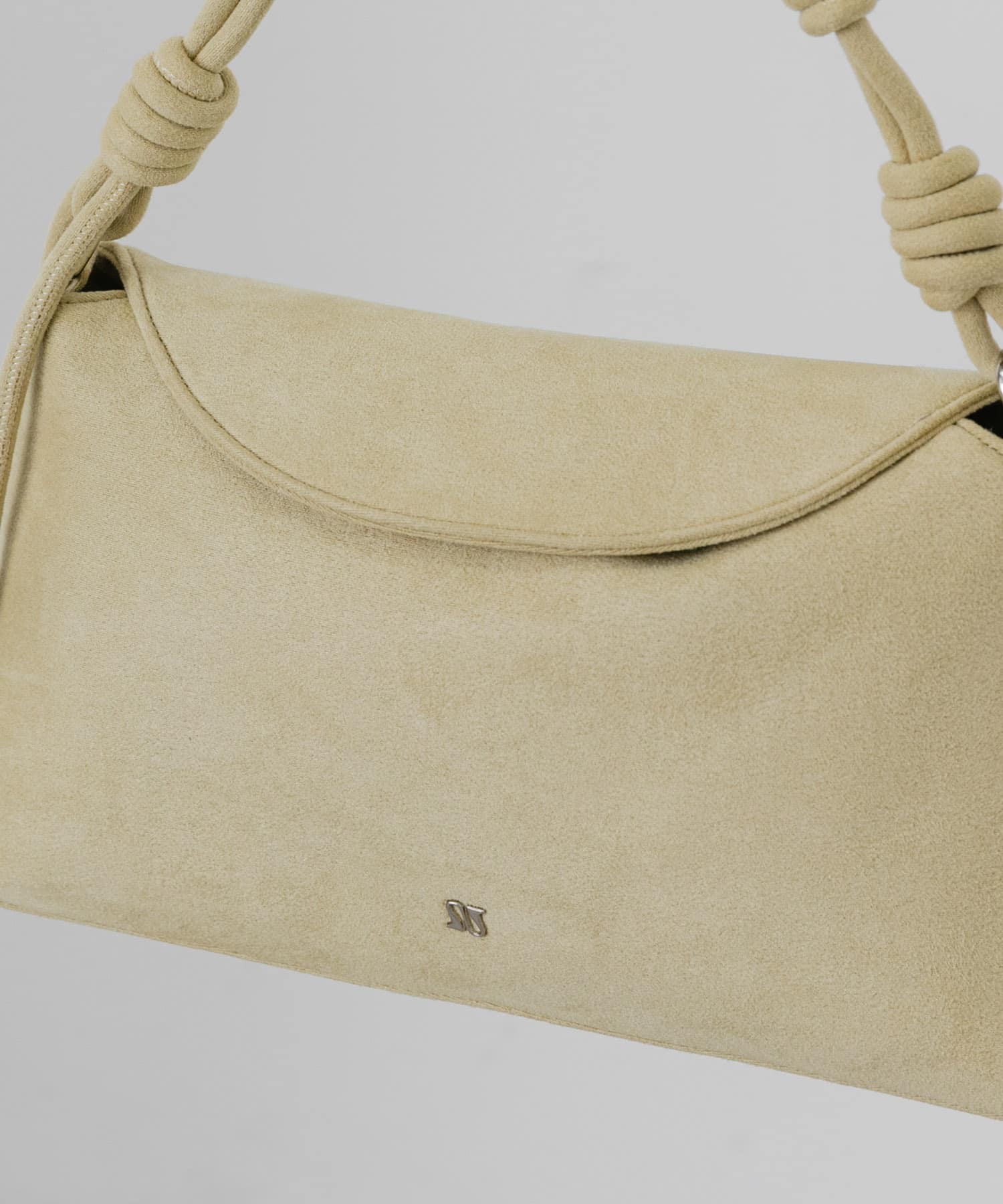 Y.BEIGE