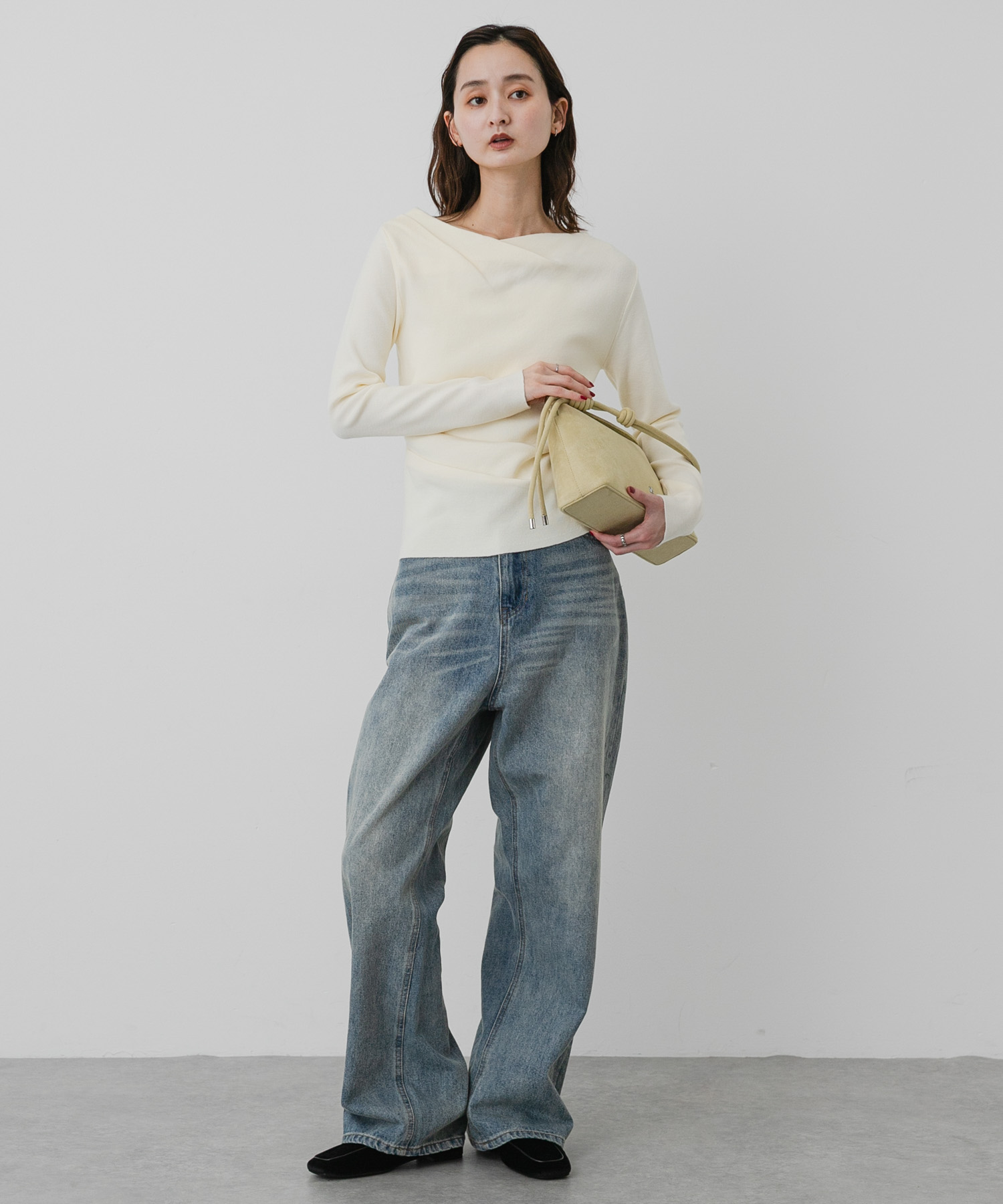 Y.BEIGE