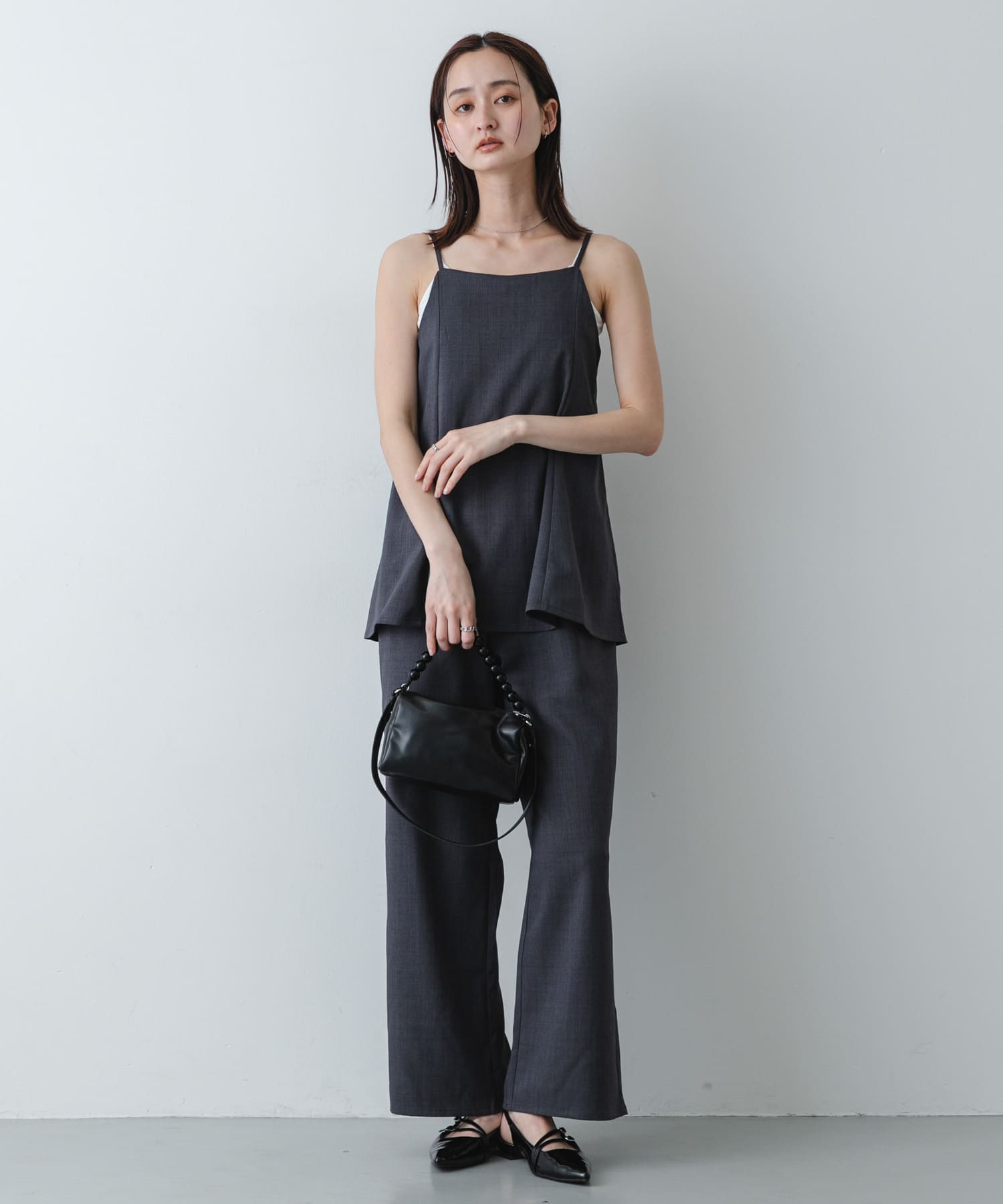 ビーズハンドルバッグ BLACK One