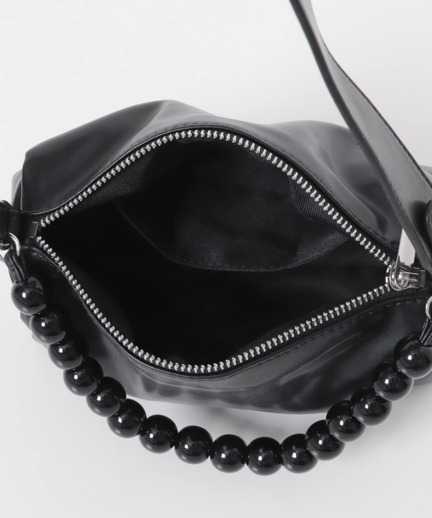 ビーズハンドルバッグ BLACK One
