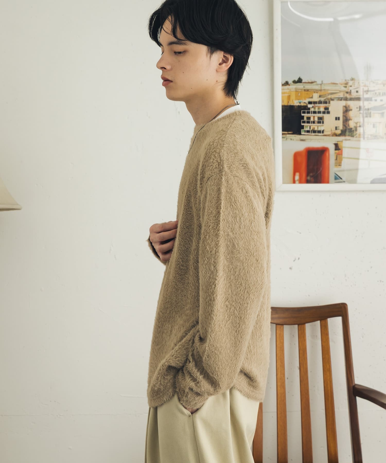 BEIGE