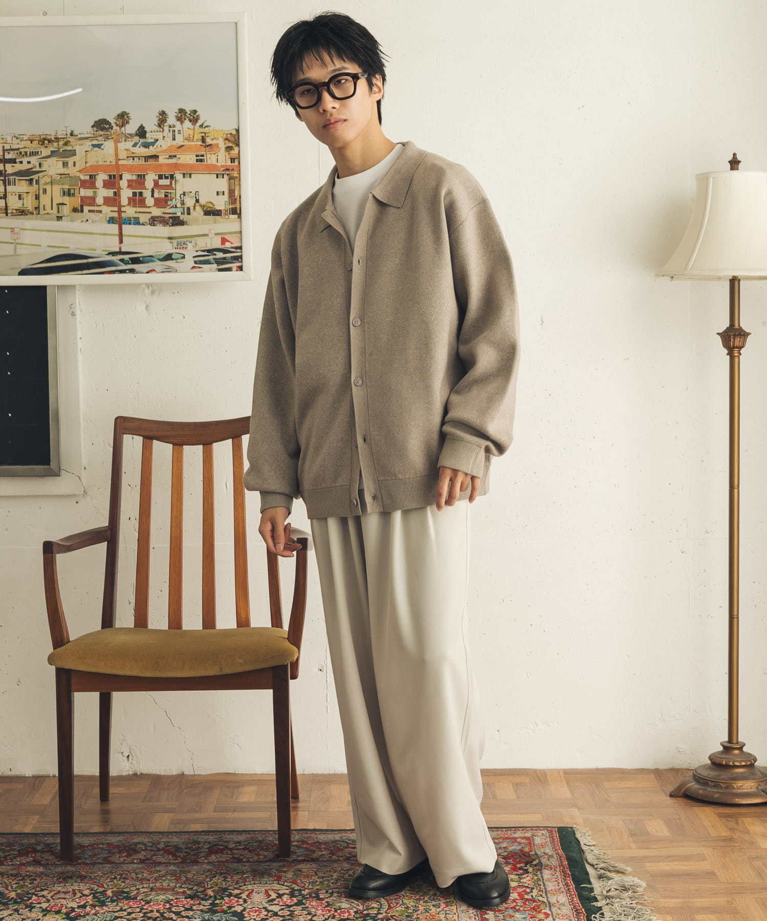 BEIGE