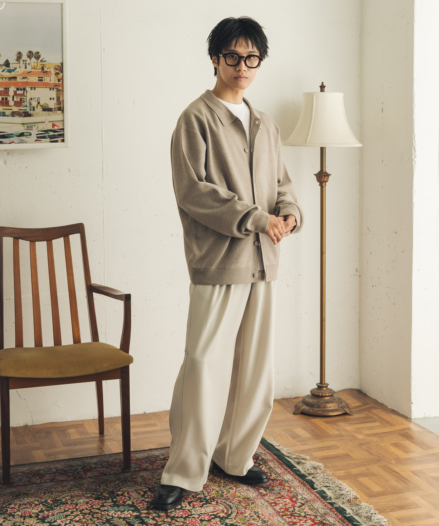 BEIGE