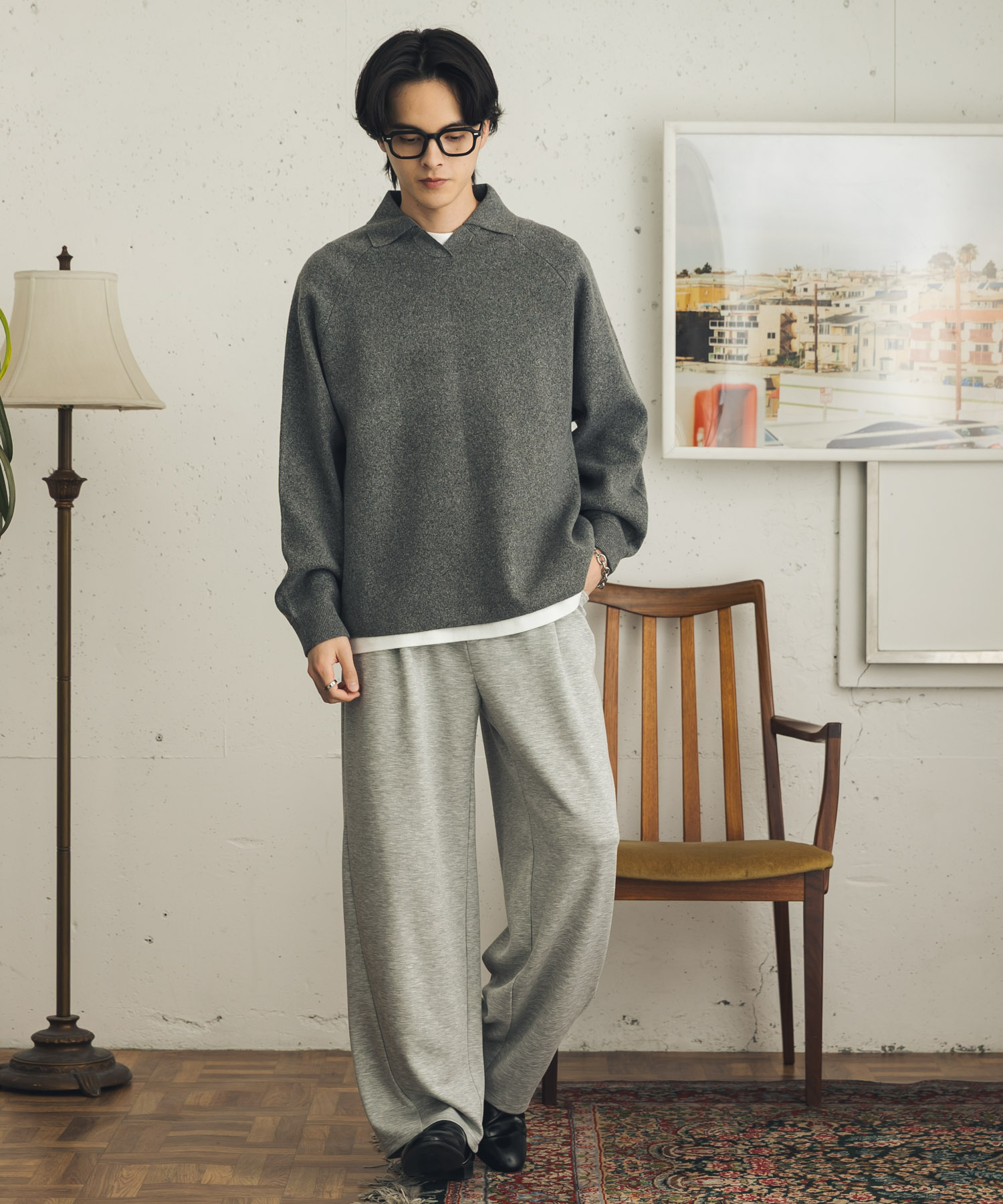 GRAY