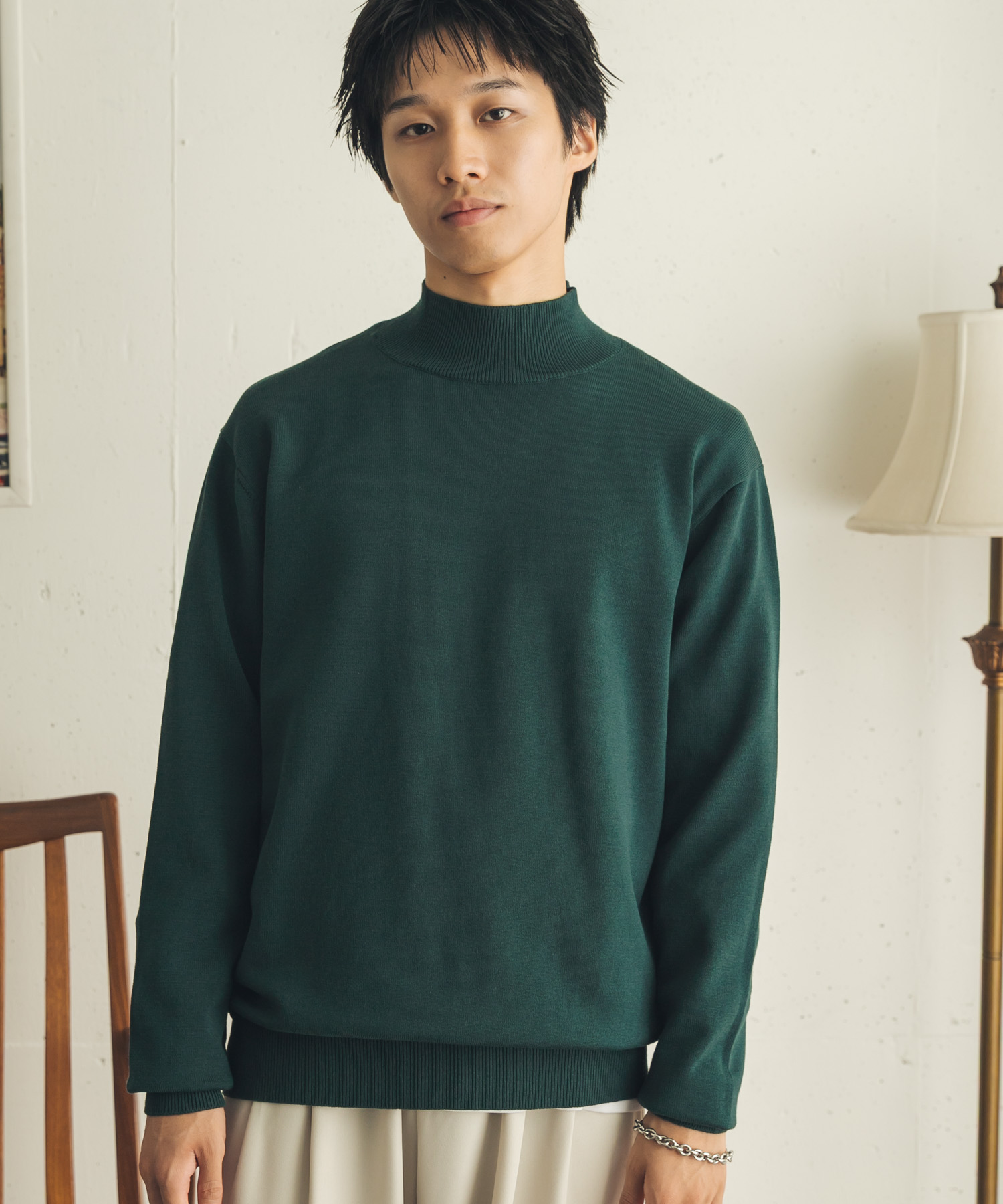 GREEN