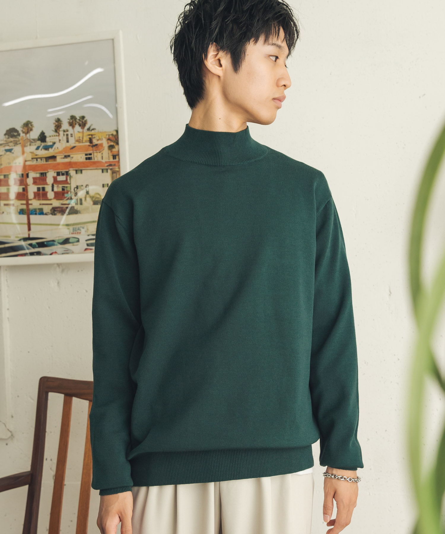 GREEN