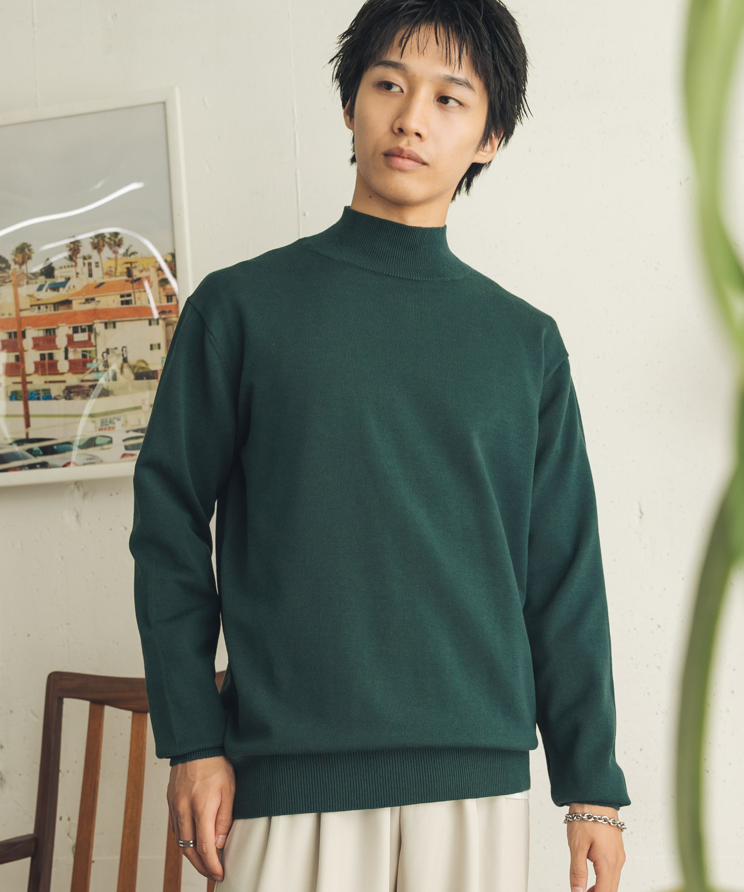 GREEN