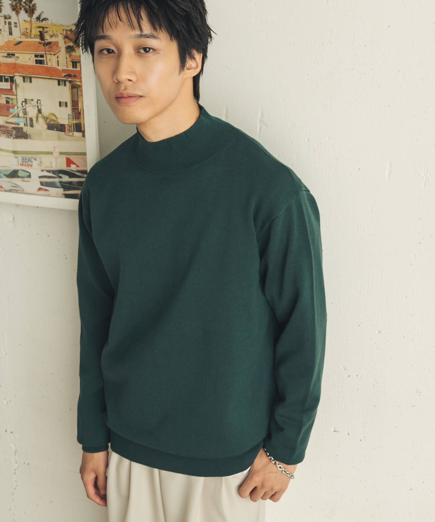 GREEN