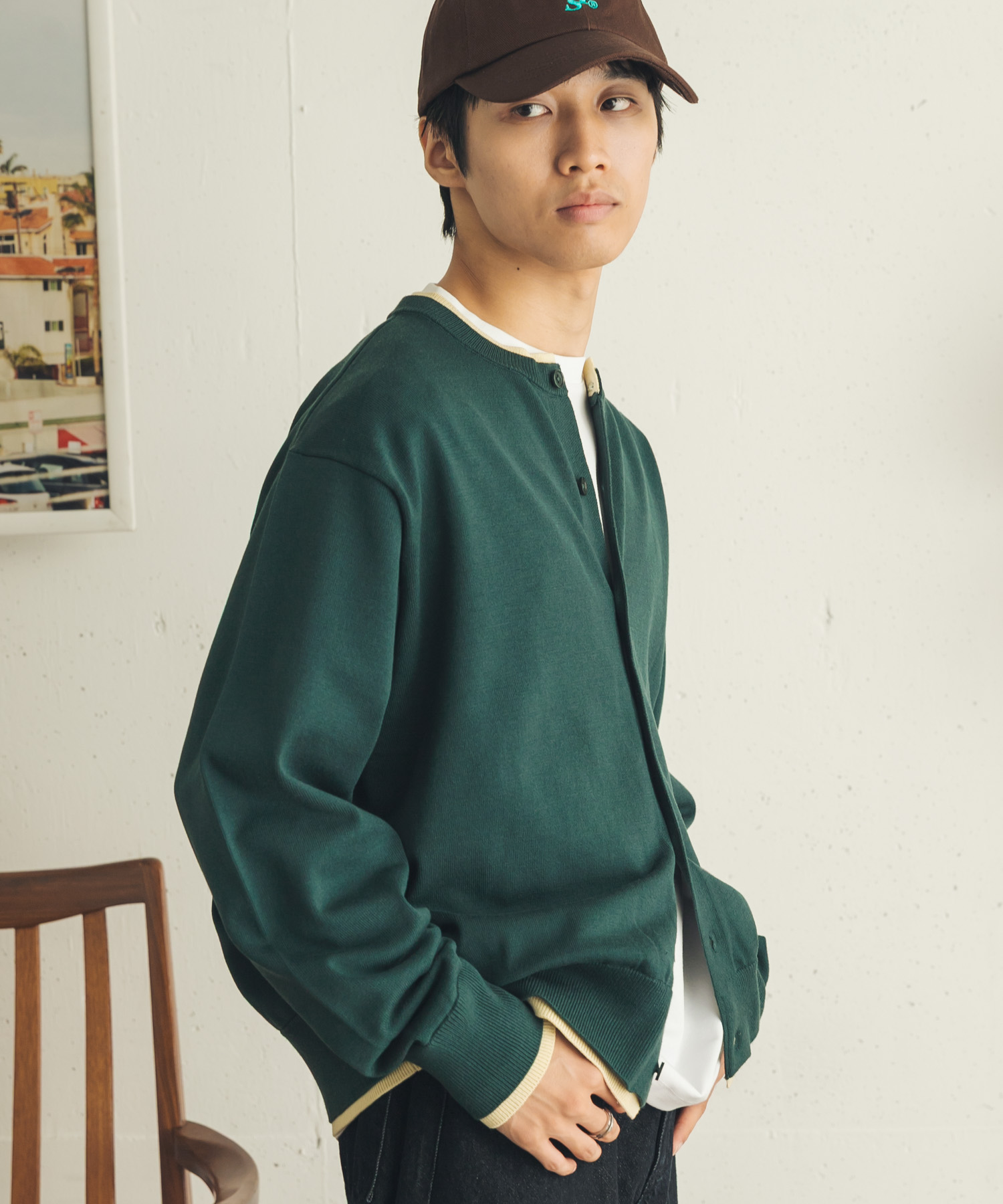 GREEN