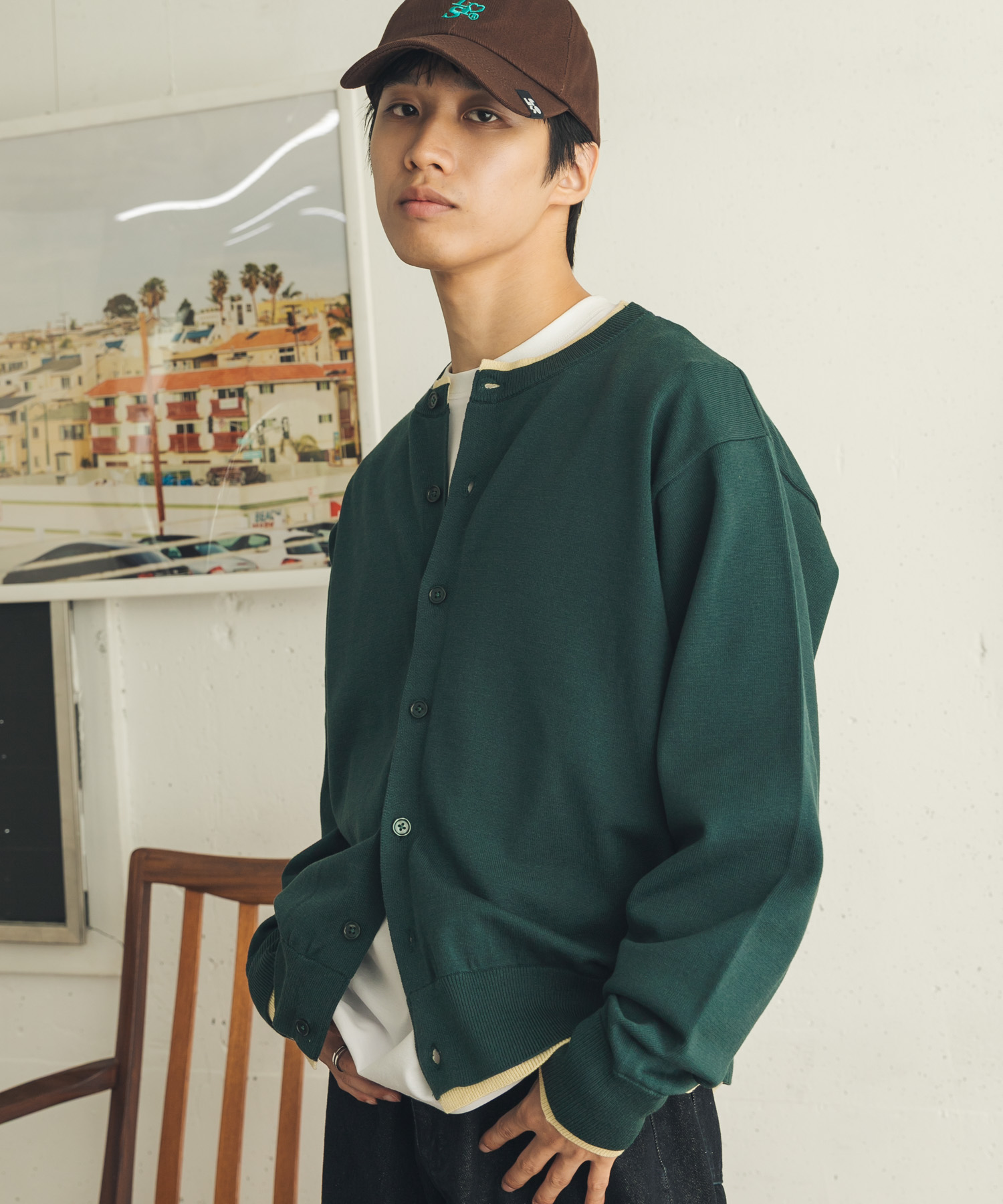 GREEN