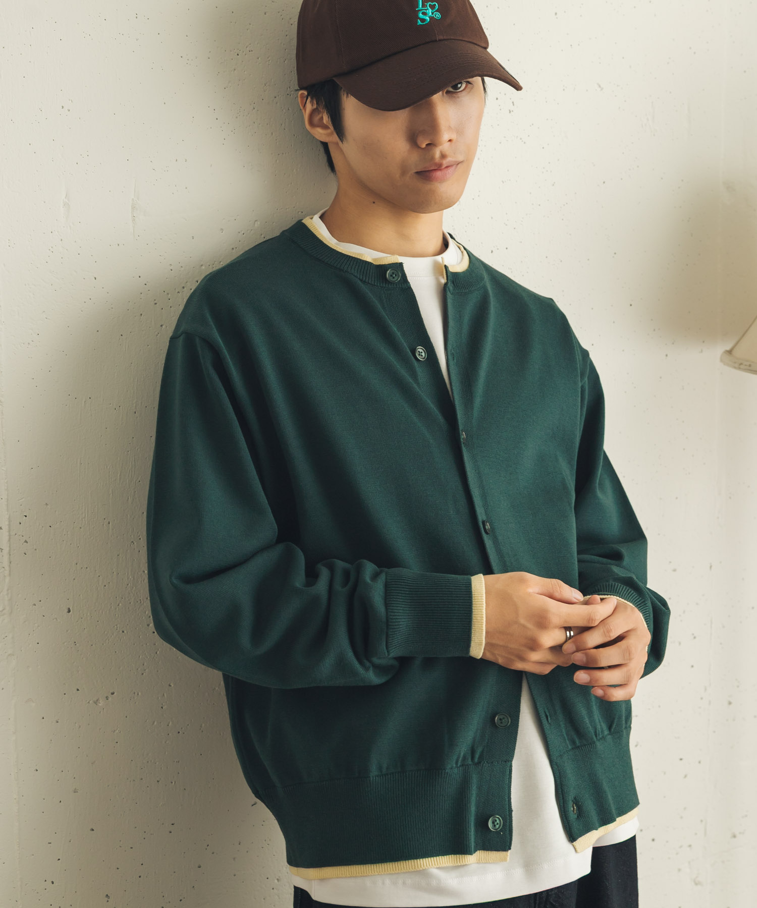 GREEN