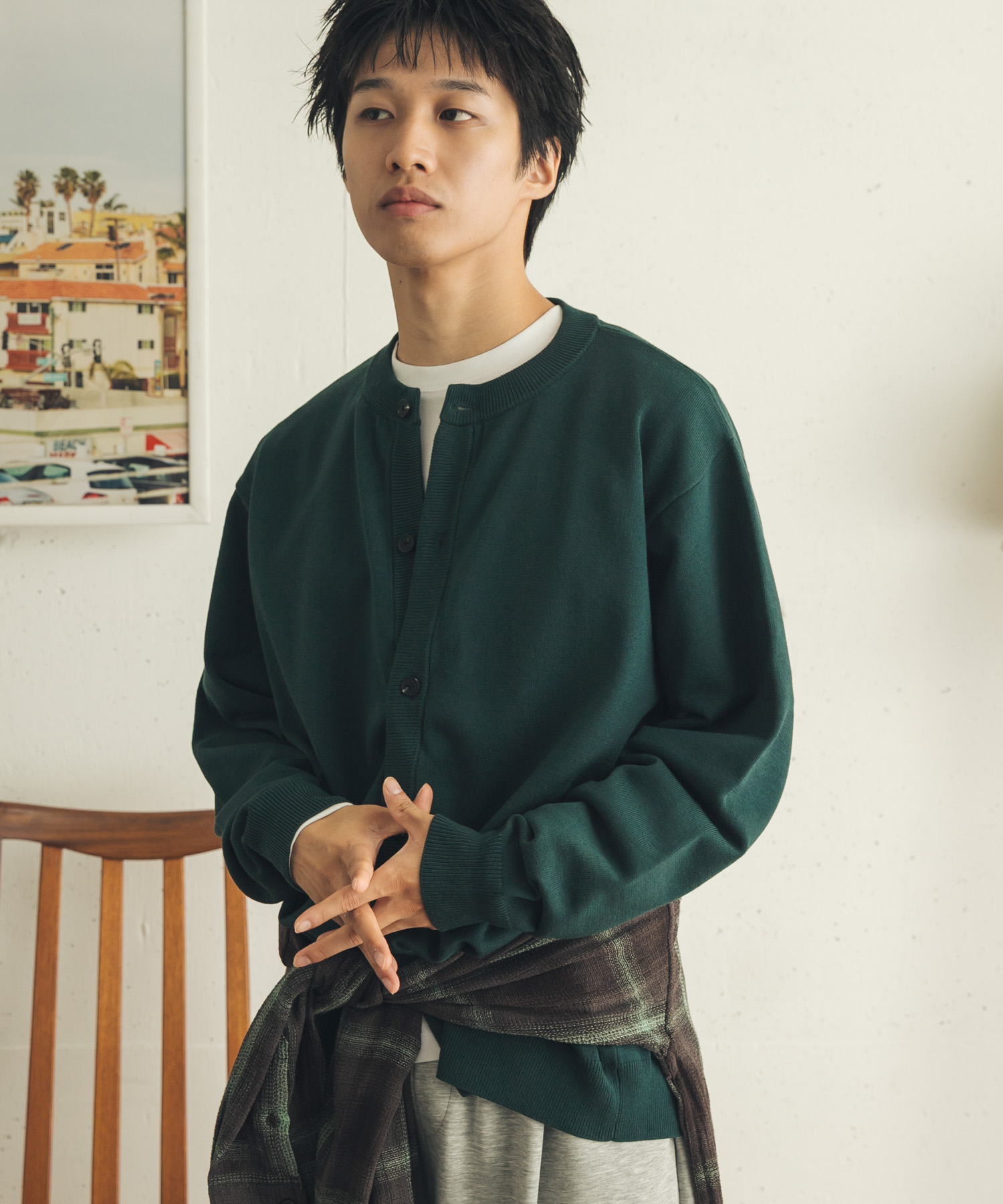 GREEN