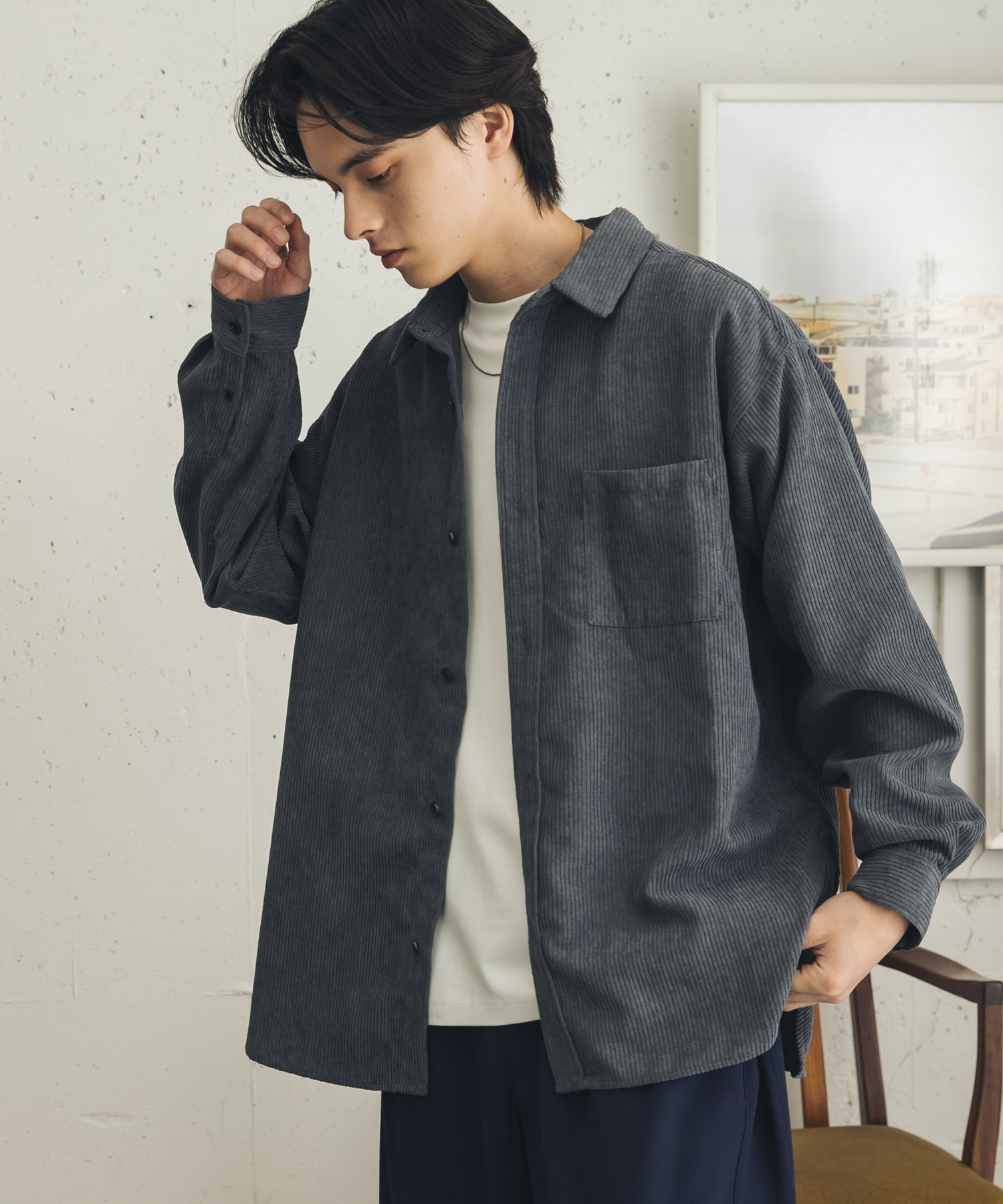 GRAY