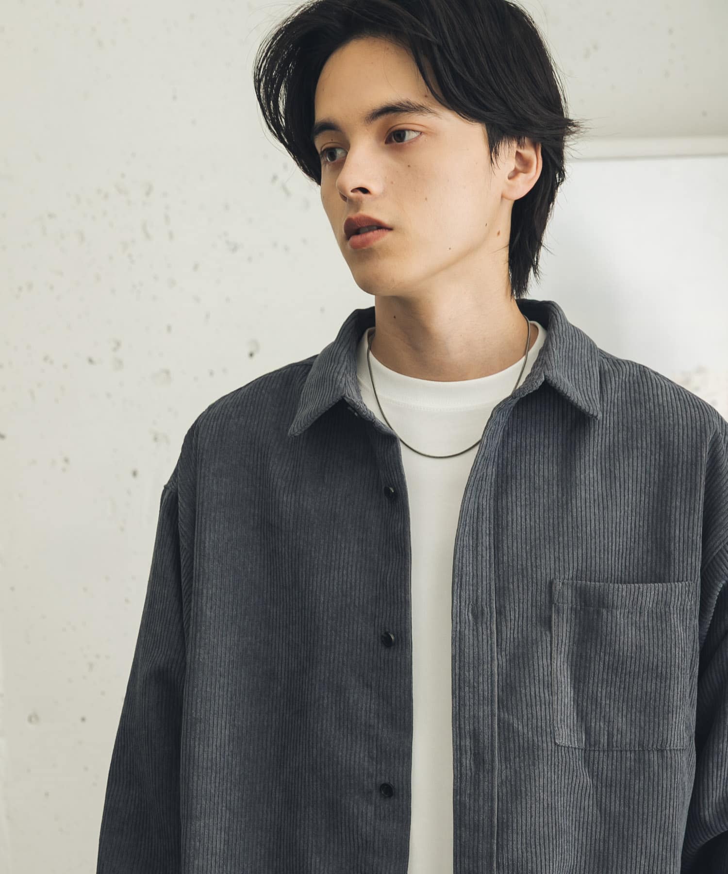 GRAY