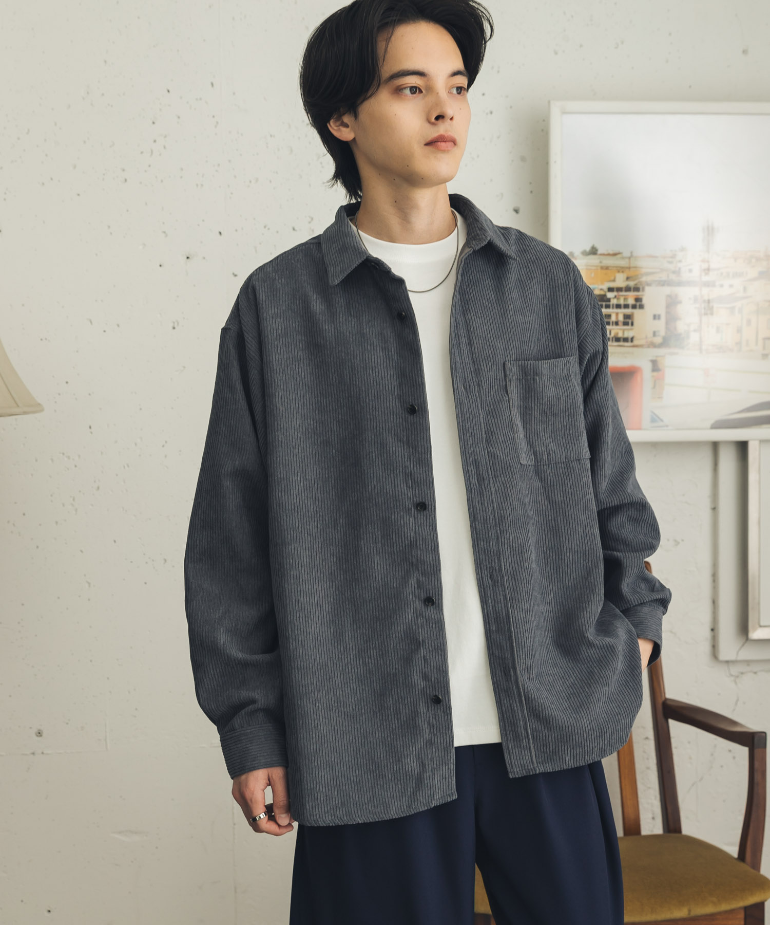 GRAY