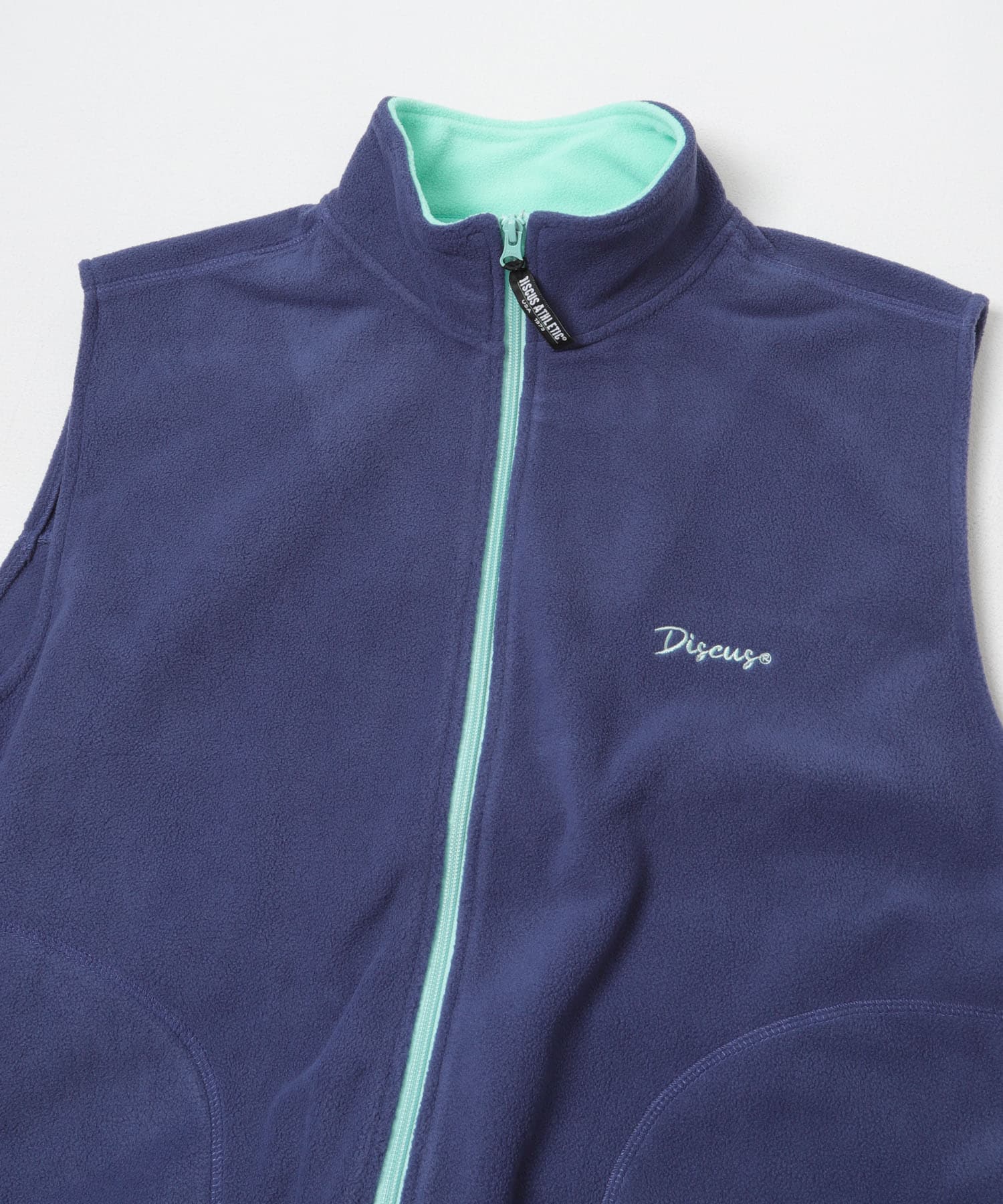 BLU×MNT