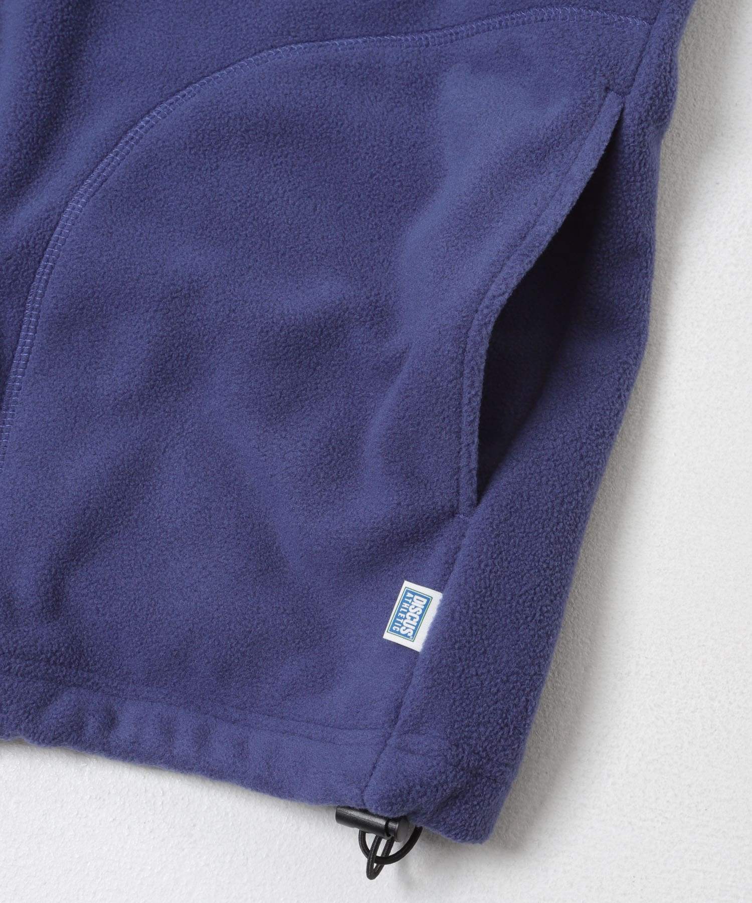BLU×MNT