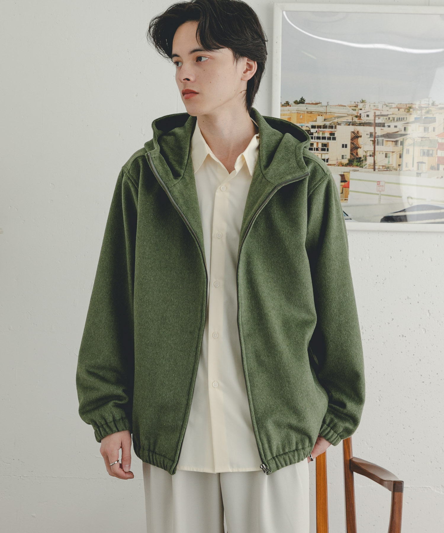 GREEN