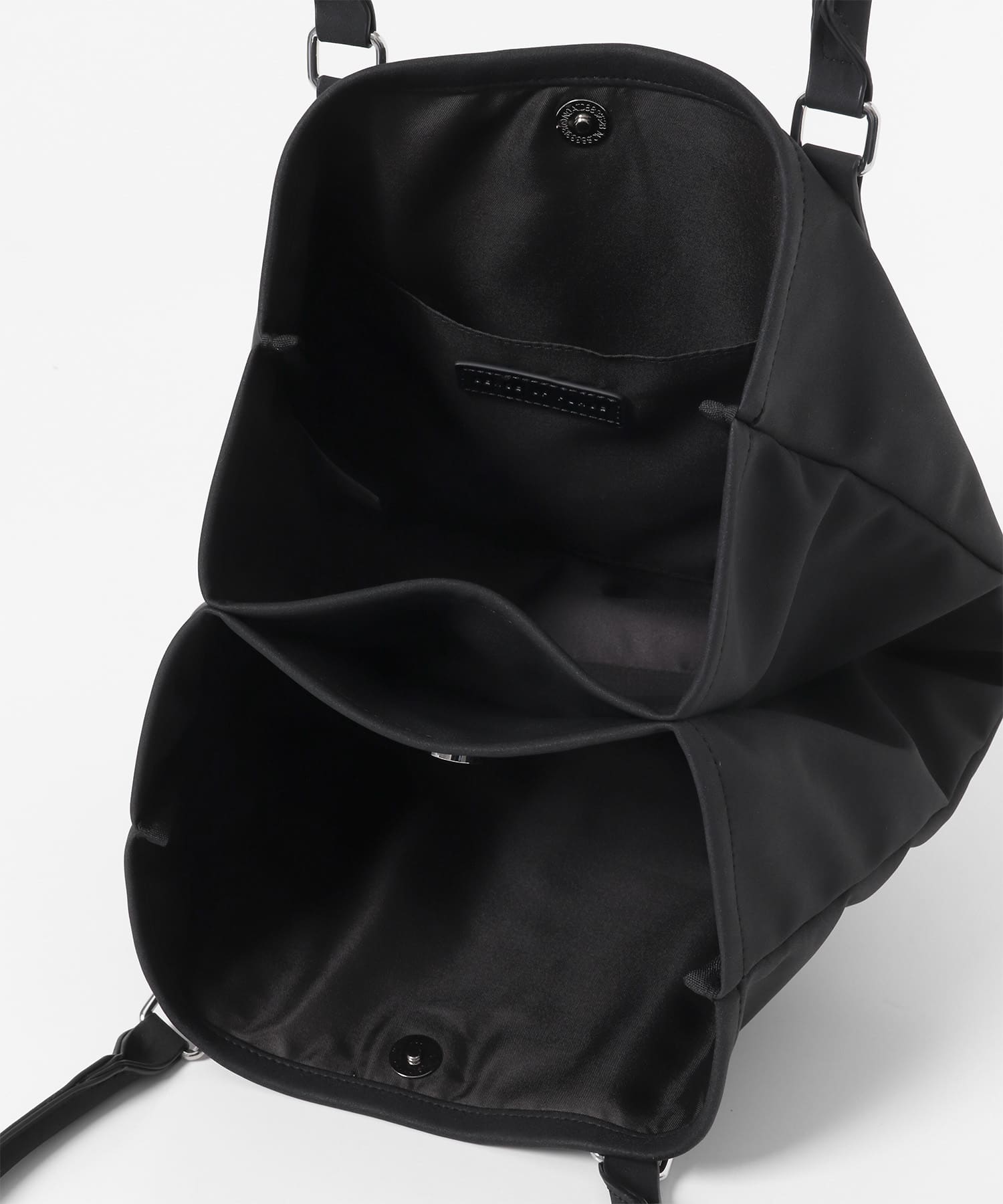 FSマルチポケットスクエアトート BLACK One