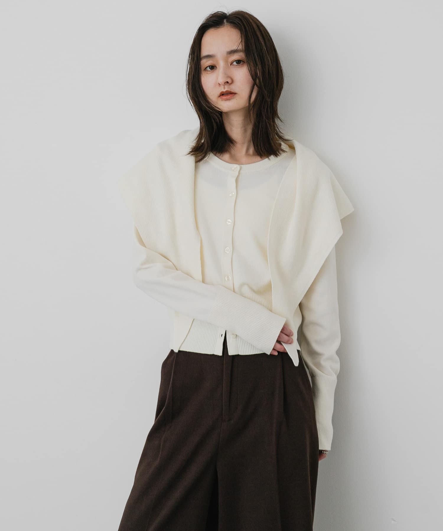 洗濯可』スカーフツキニットカーディガン(One BROWN): トップス｜URBAN