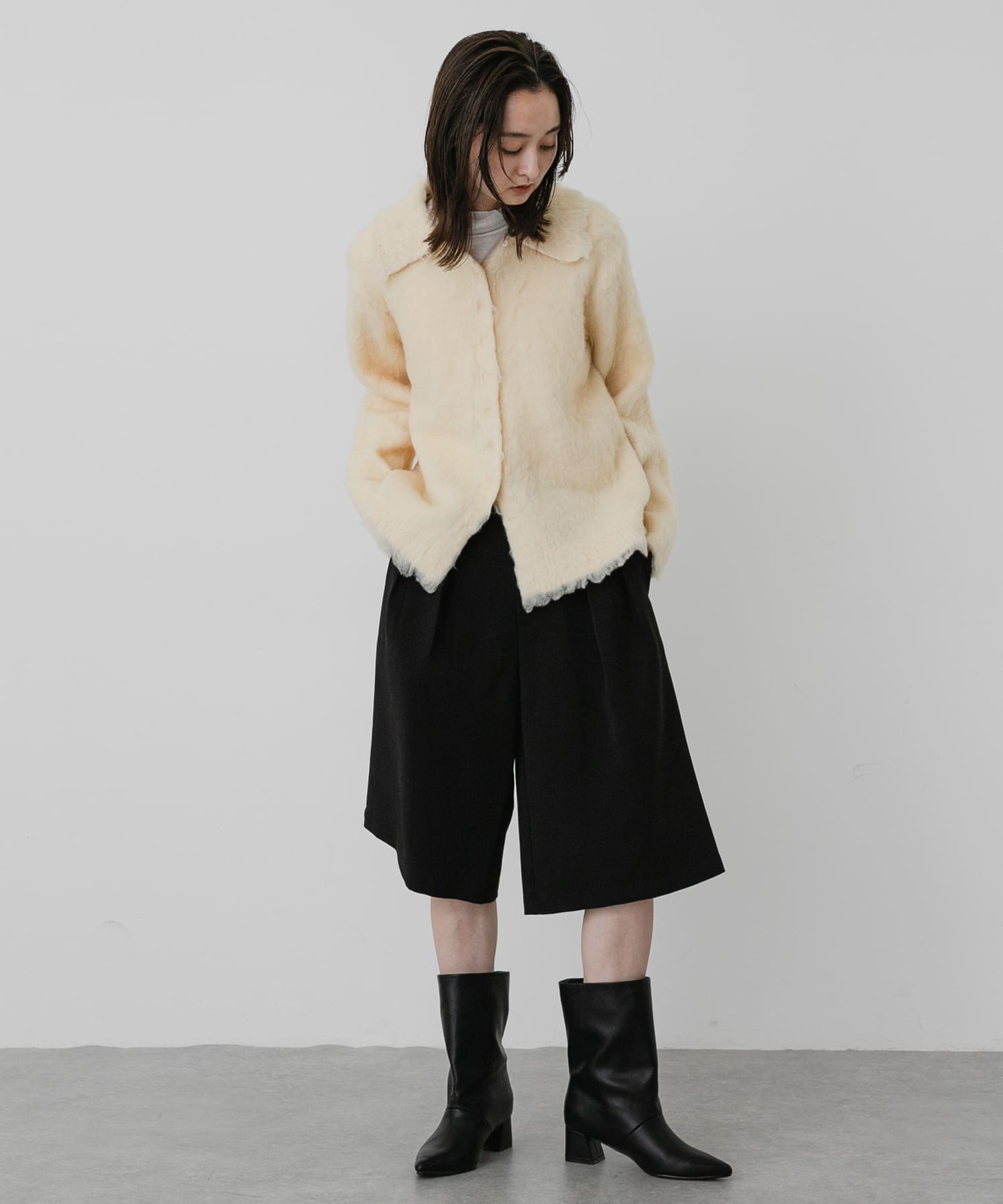 IVORY