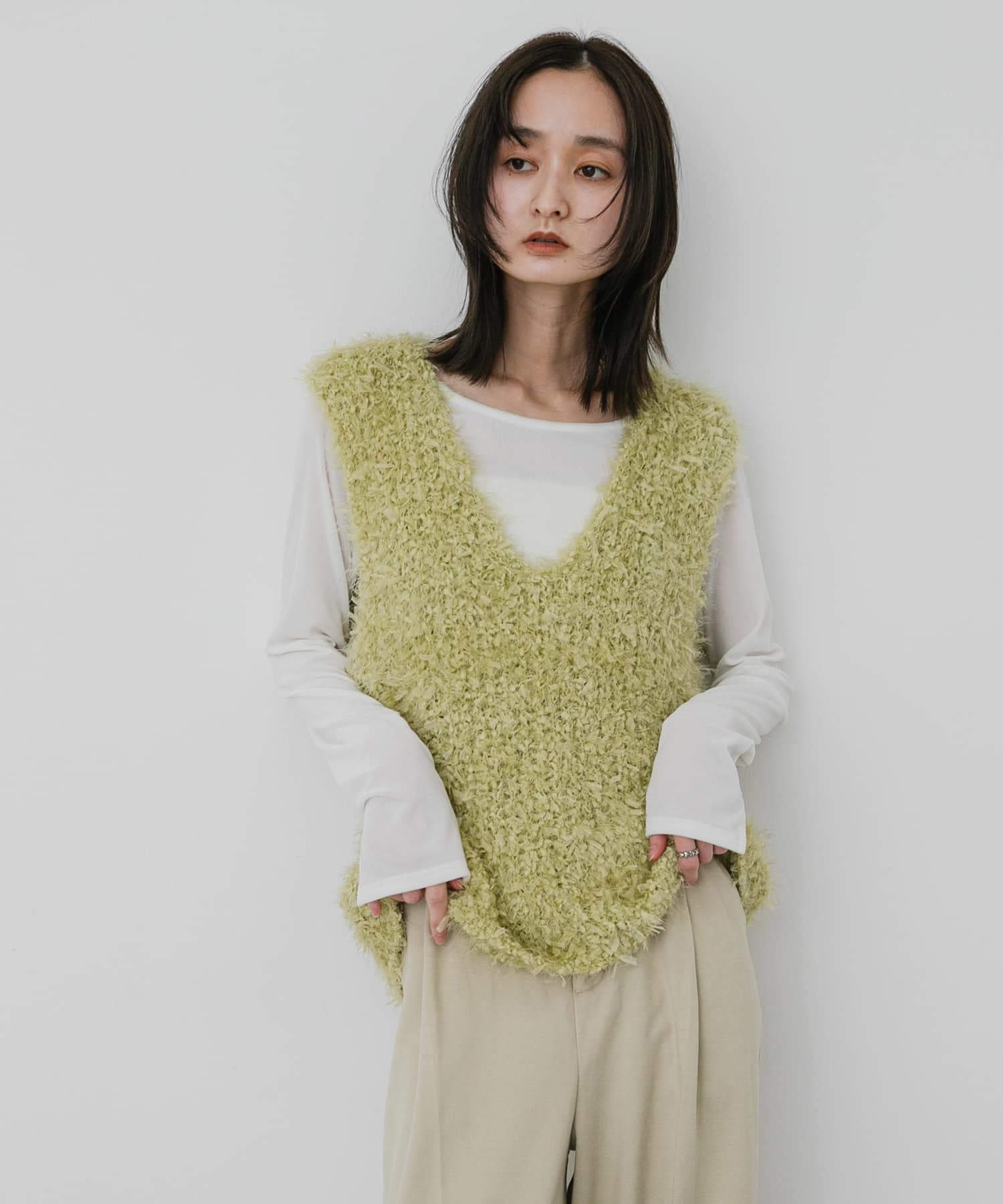 Y.BEIGE