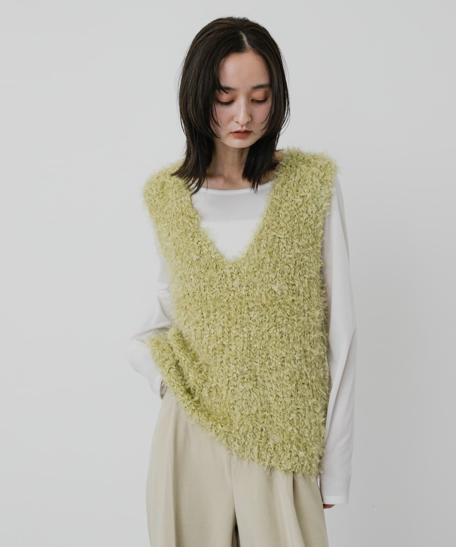 Y.BEIGE