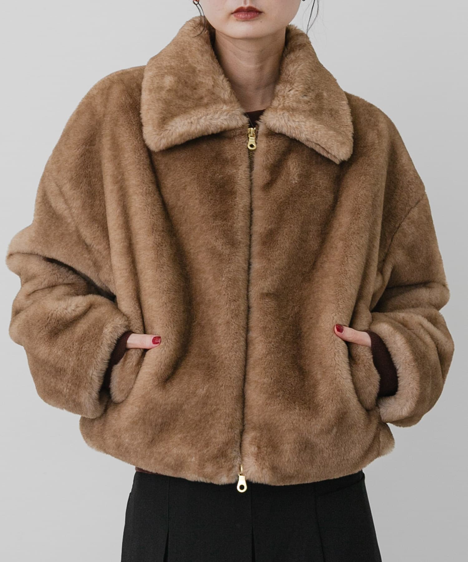 TISSAVEL フェイクファーショートコート(One BEIGE): アウター｜URBAN